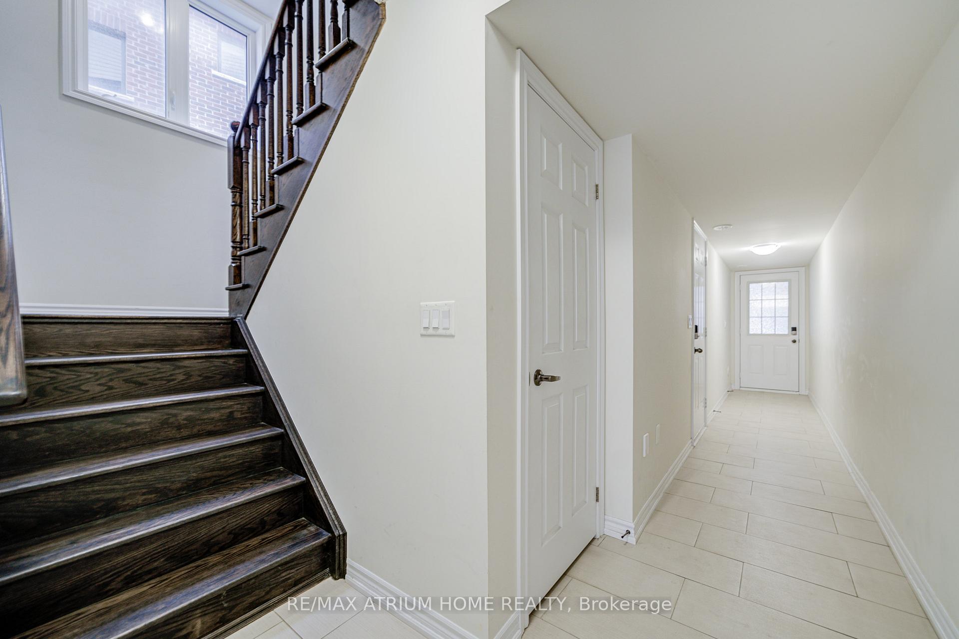 Photo 6 of 41 George Peach Avenue, Markham, Victoria Square — HOMEH