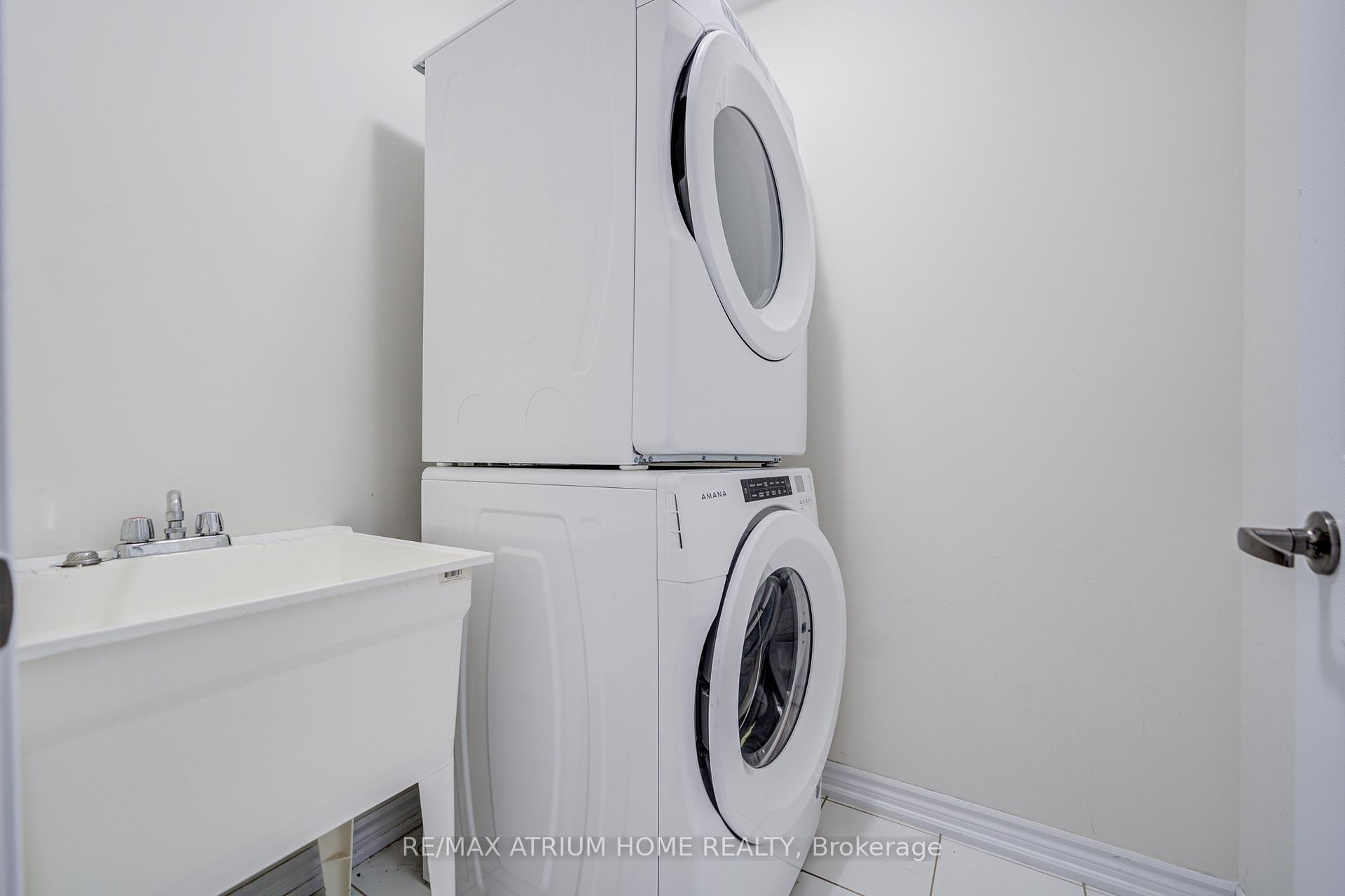 Photo 7 of 41 George Peach Avenue, Markham, Victoria Square — HOMEH