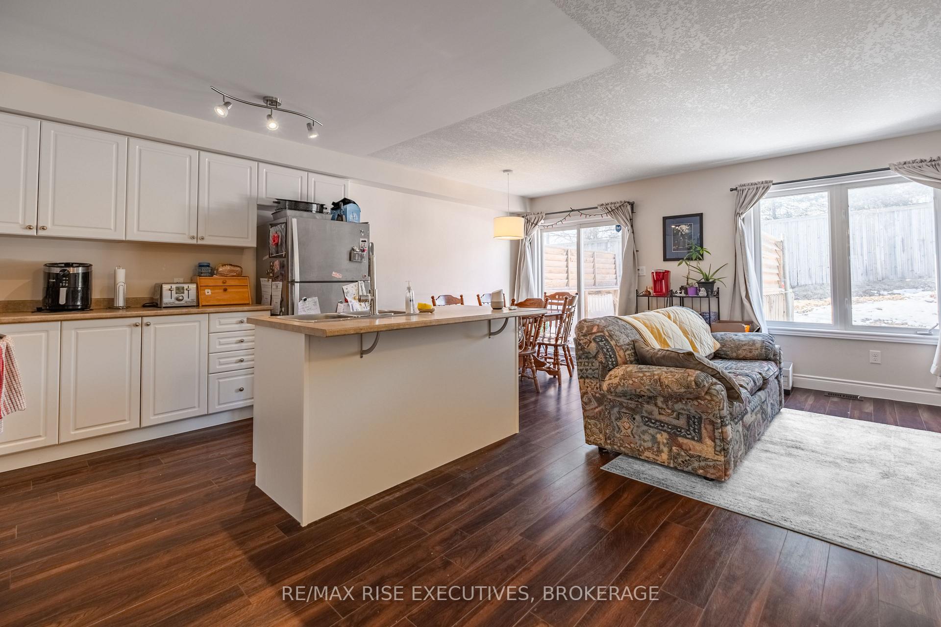 Photo 14 of 80 Amy Lynn Drive, Loyalist, Amherstview — HOMEH