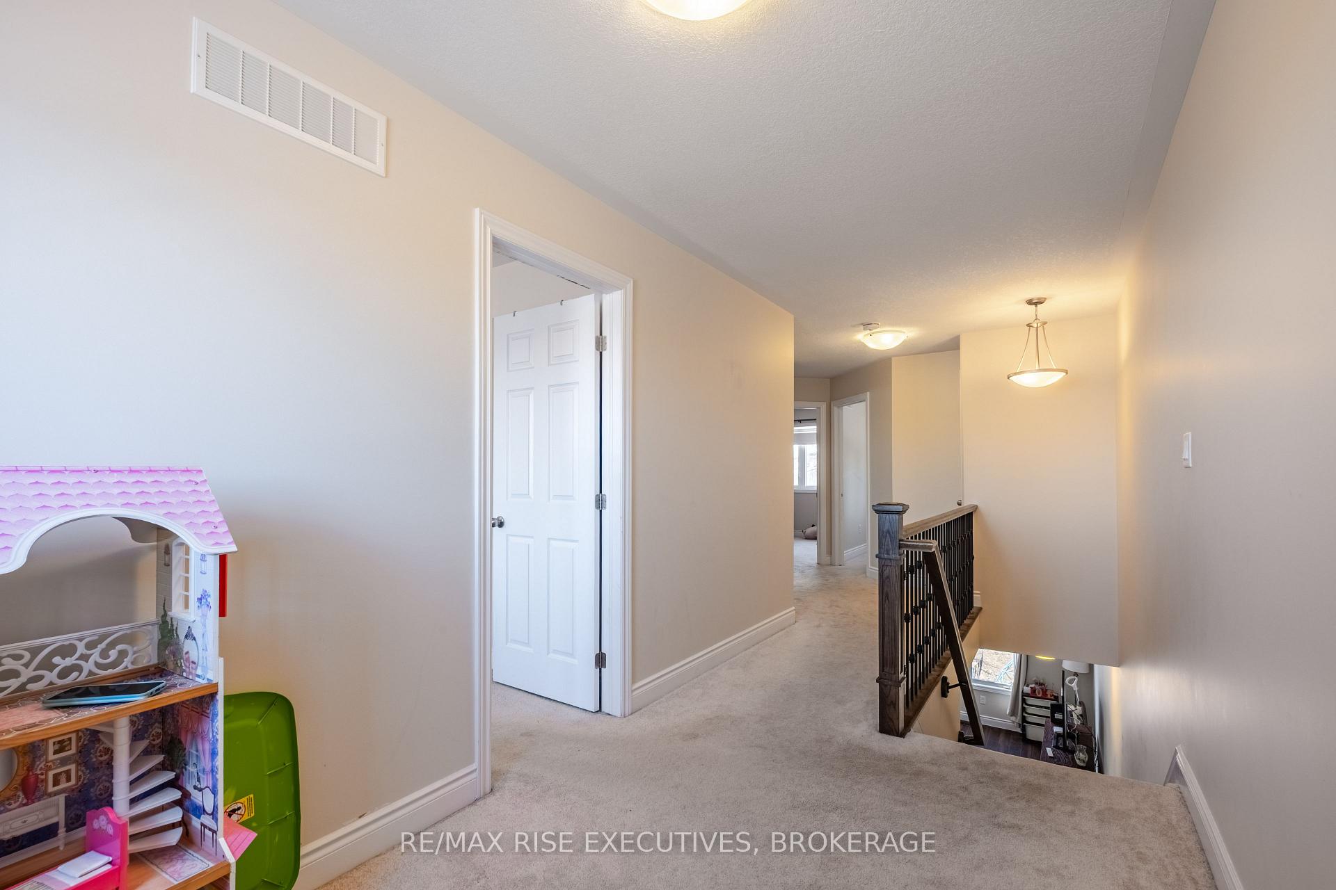 Photo 19 of 80 Amy Lynn Drive, Loyalist, Amherstview — HOMEH