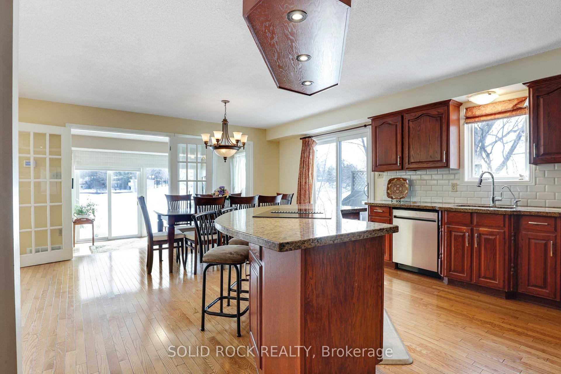 Photo 8 of 5354B Kilby Lane, Ottawa, Manotick East to Manotick Station — HOMEH