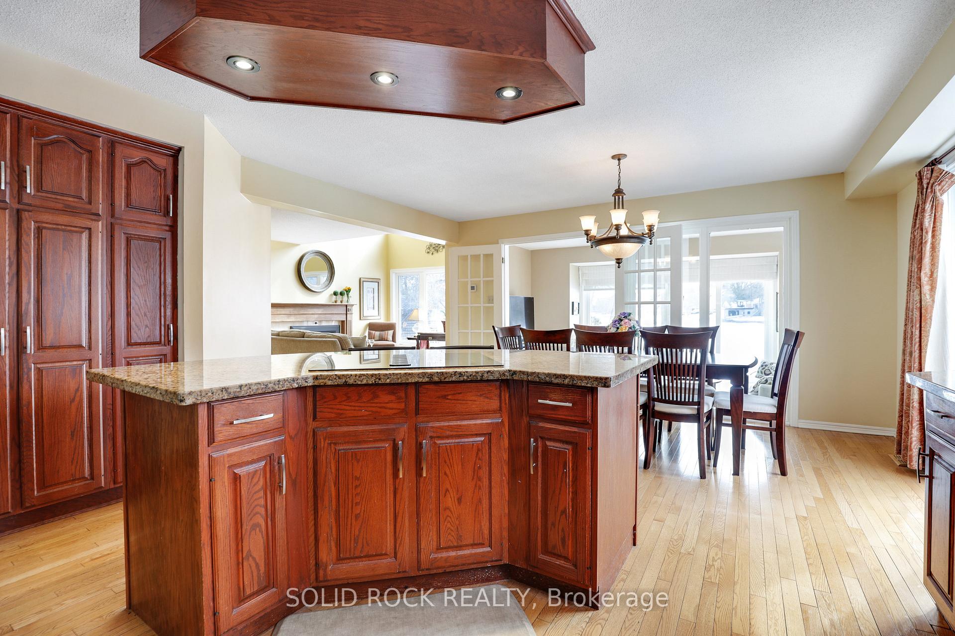 Photo 11 of 5354B Kilby Lane, Ottawa, Manotick East to Manotick Station — HOMEH
