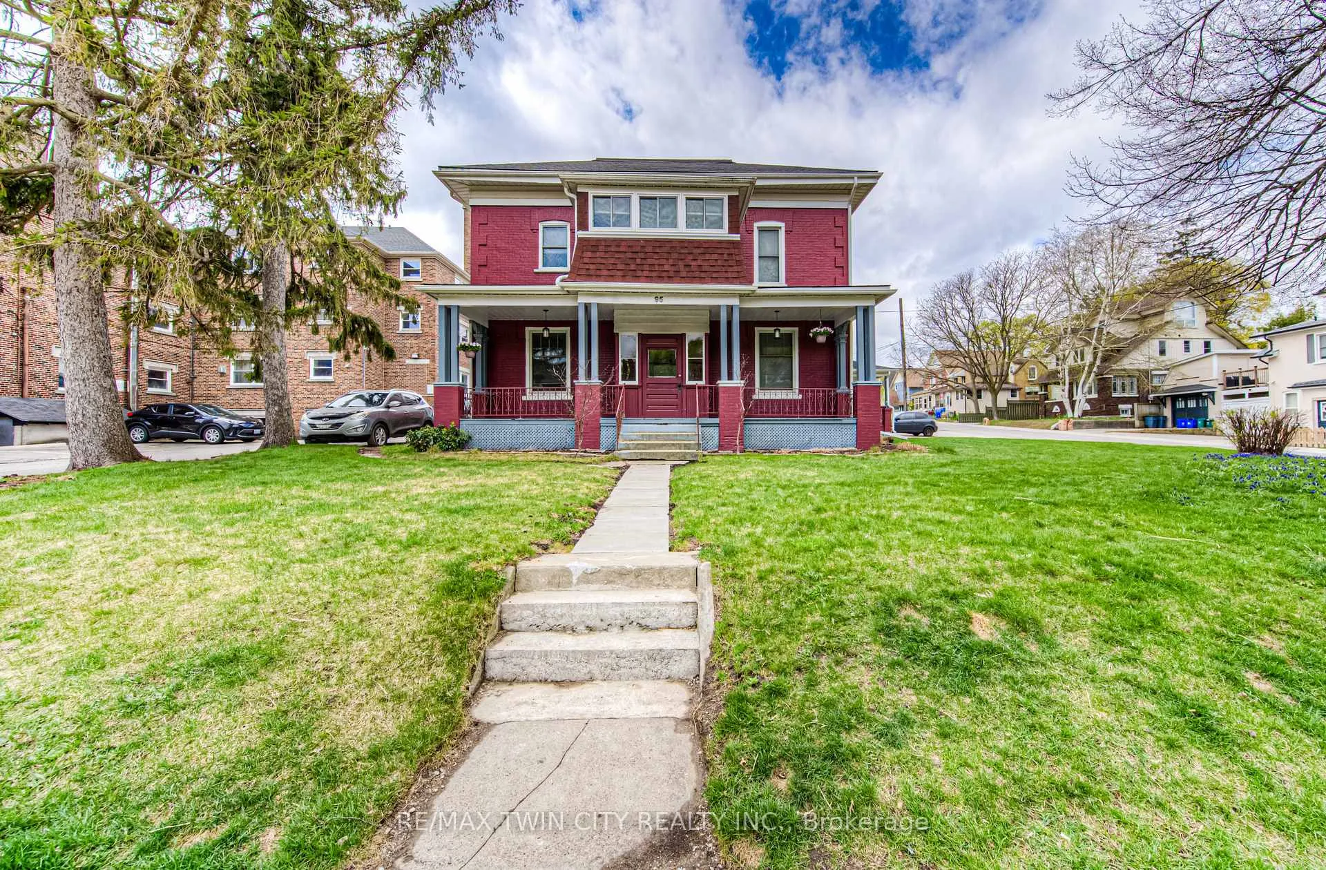 Photo 3 of 95 Church Street, Kitchener — HOMEH