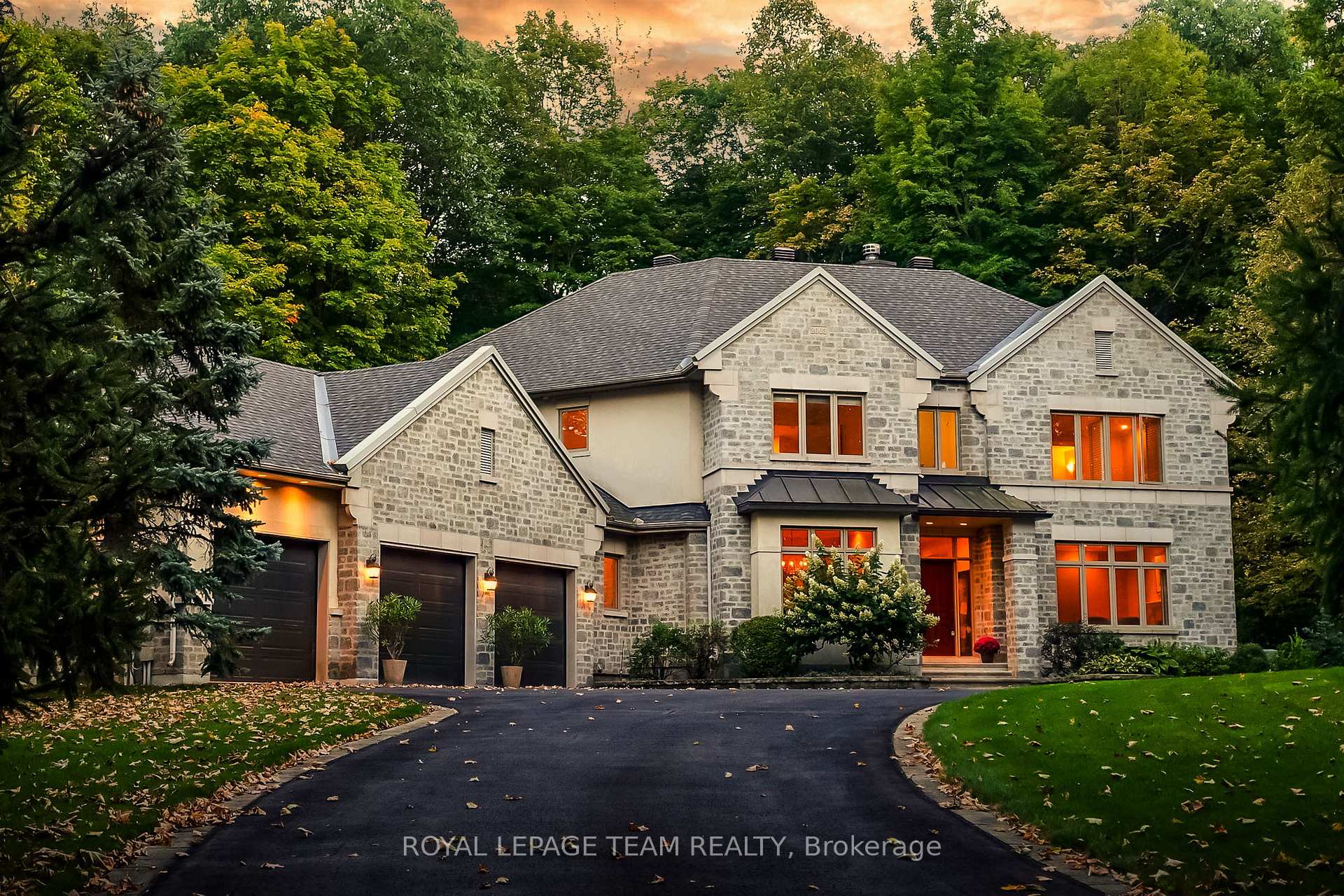 Photo 2 of 28 Marchvale Drive, Ottawa, Kanata - Rural Kanata (Central) — HOMEH