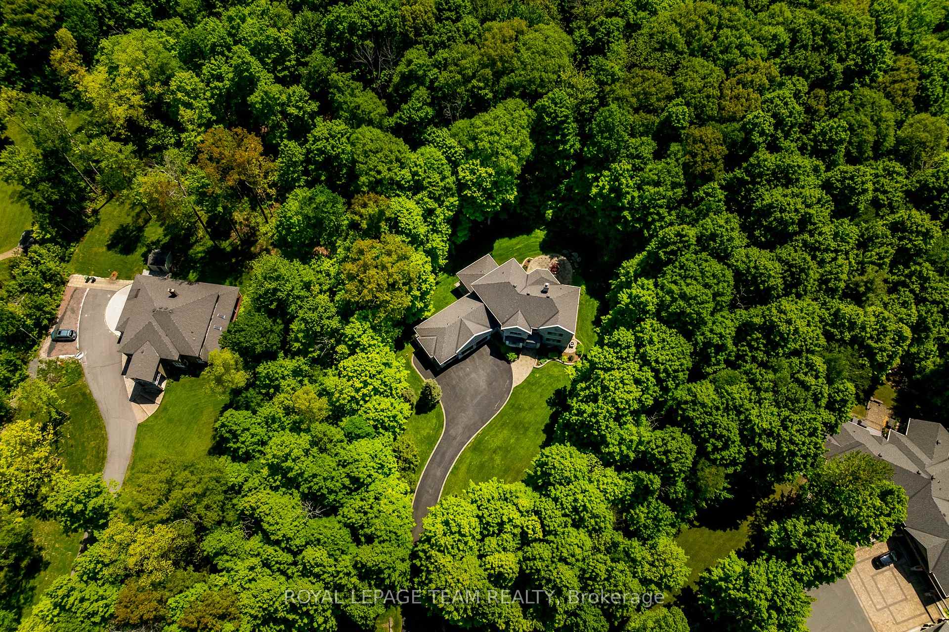 Photo 3 of 28 Marchvale Drive, Ottawa, Kanata - Rural Kanata (Central) — HOMEH
