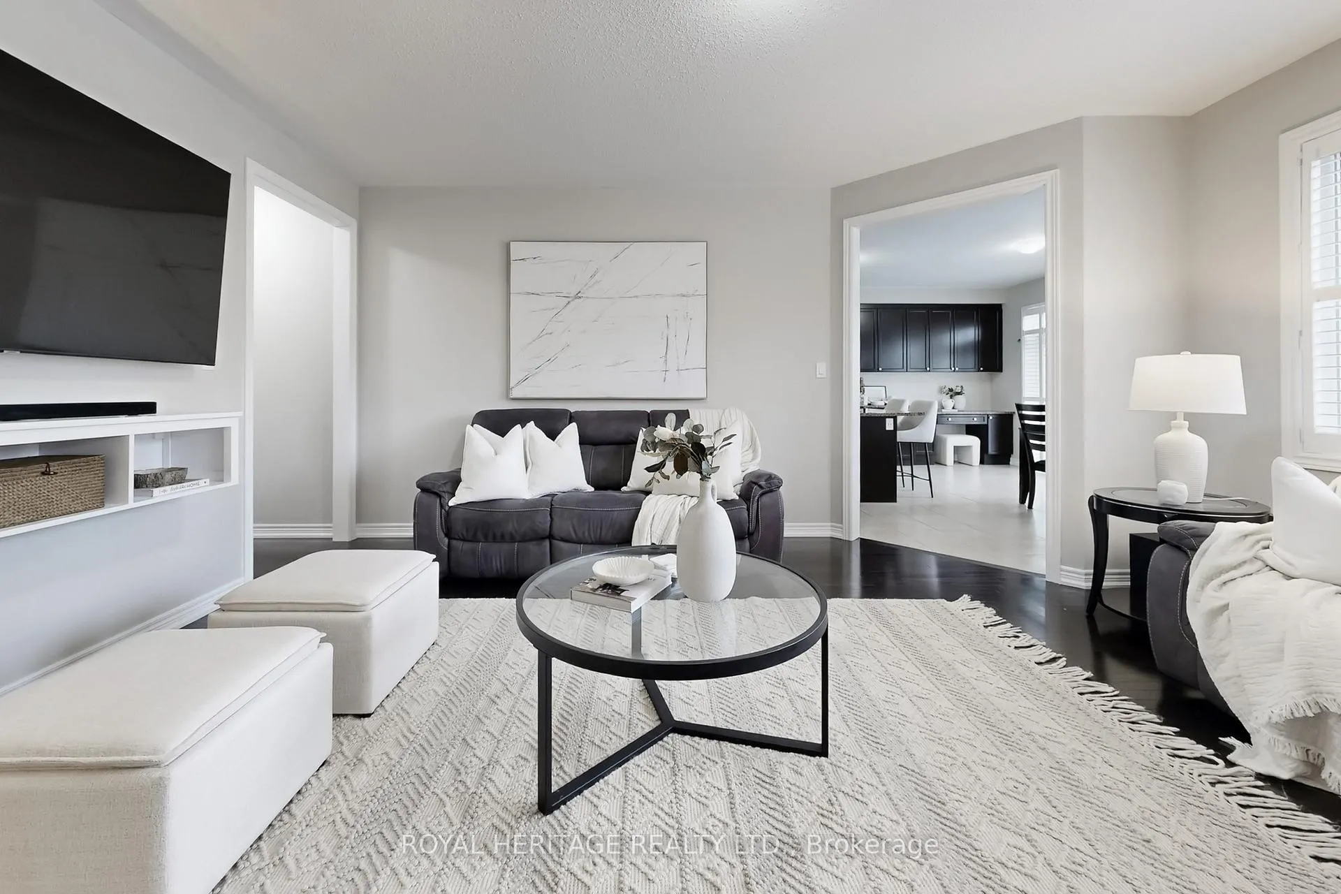 Photo 8 of 115 Grady Drive, Clarington, Newcastle — HOMEH