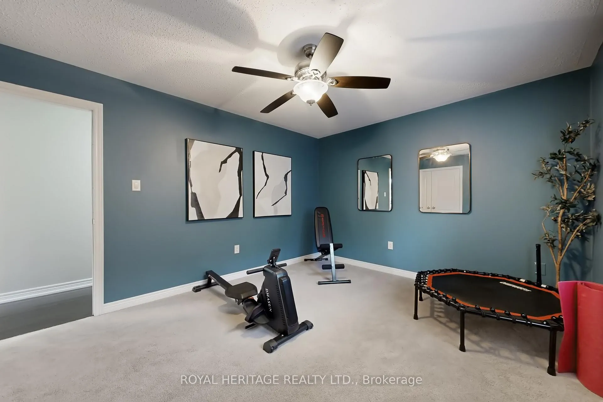 Photo 39 of 115 Grady Drive, Clarington, Newcastle — HOMEH