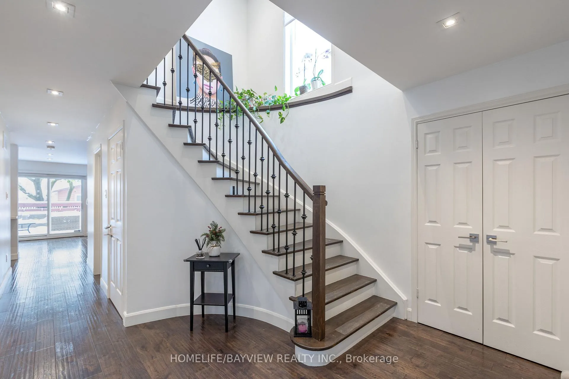 Photo 5 of 23 Holm Crescent, Markham, Aileen-Willowbrook — HOMEH