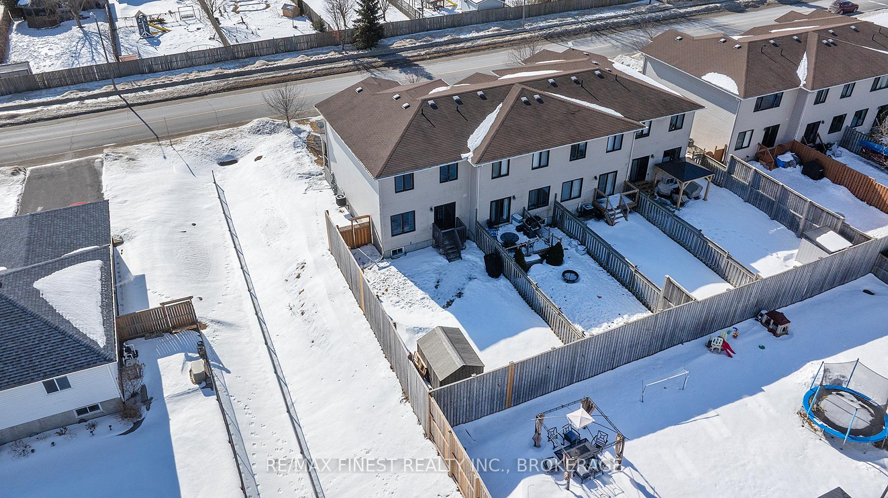Photo 19 of 24 Amherst Drive, Loyalist, Amherstview — HOMEH
