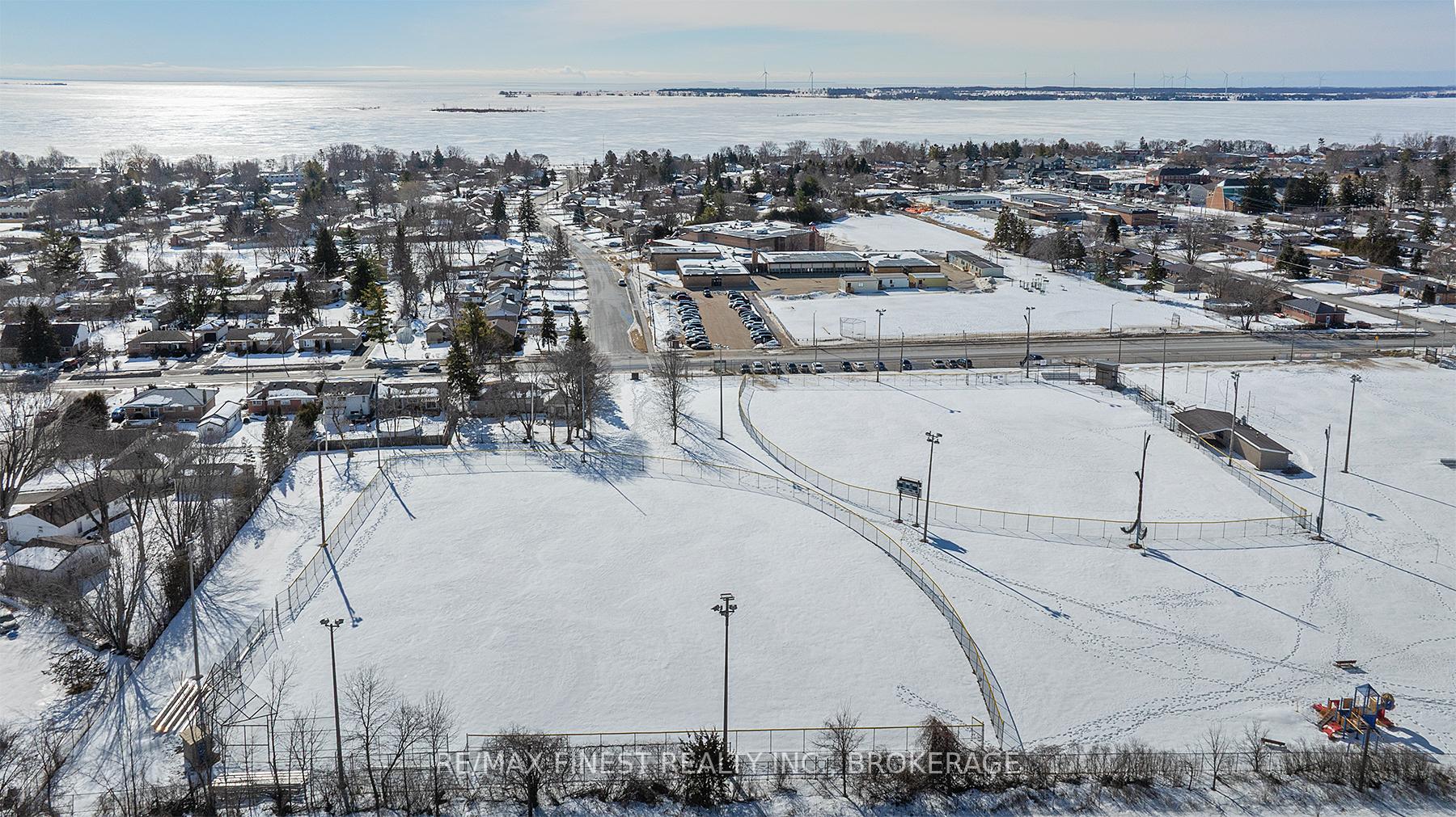 Photo 23 of 24 Amherst Drive, Loyalist, Amherstview — HOMEH