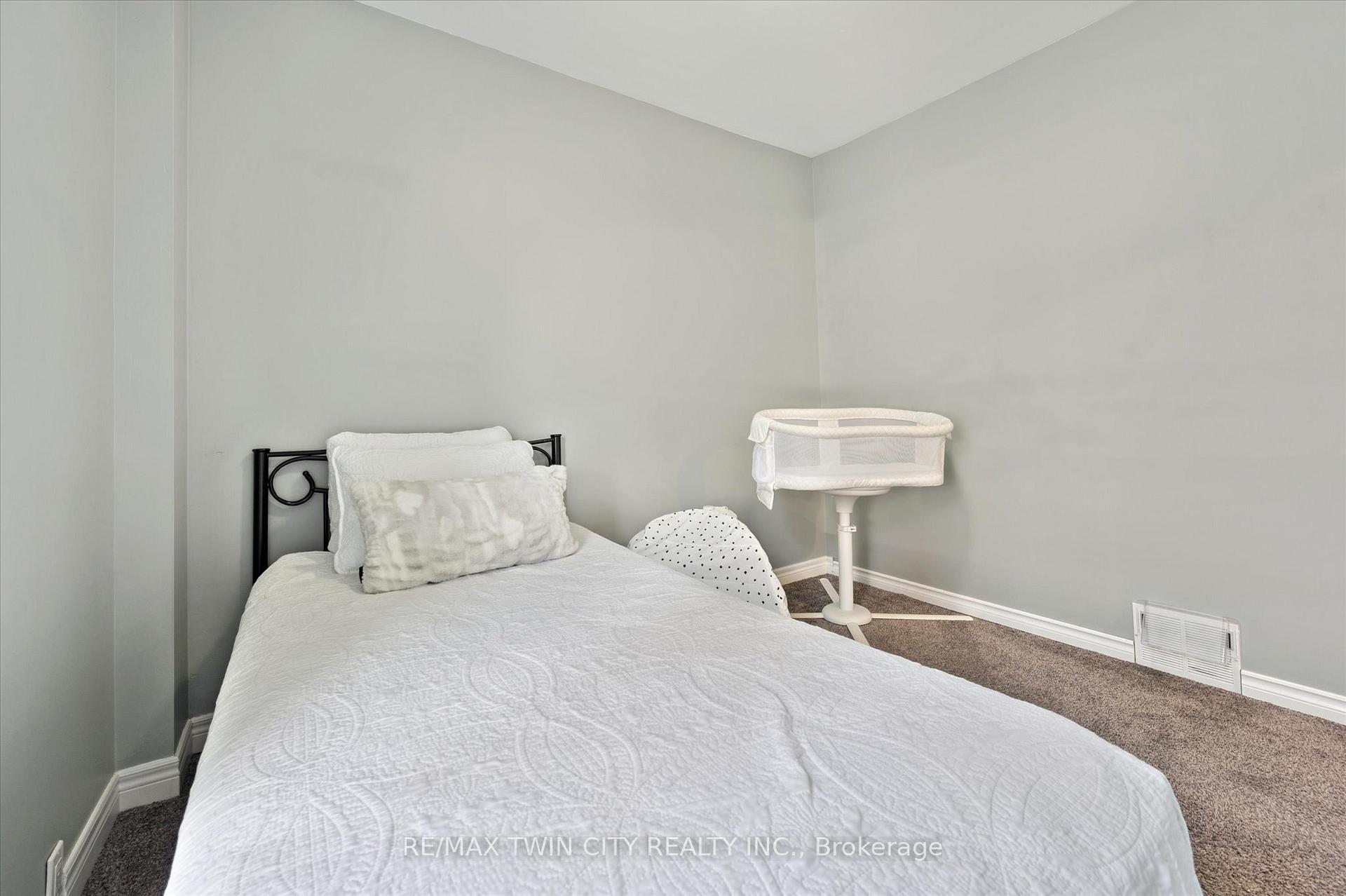 Photo 18 of 66 Cherry Street, Kitchener — HOMEH