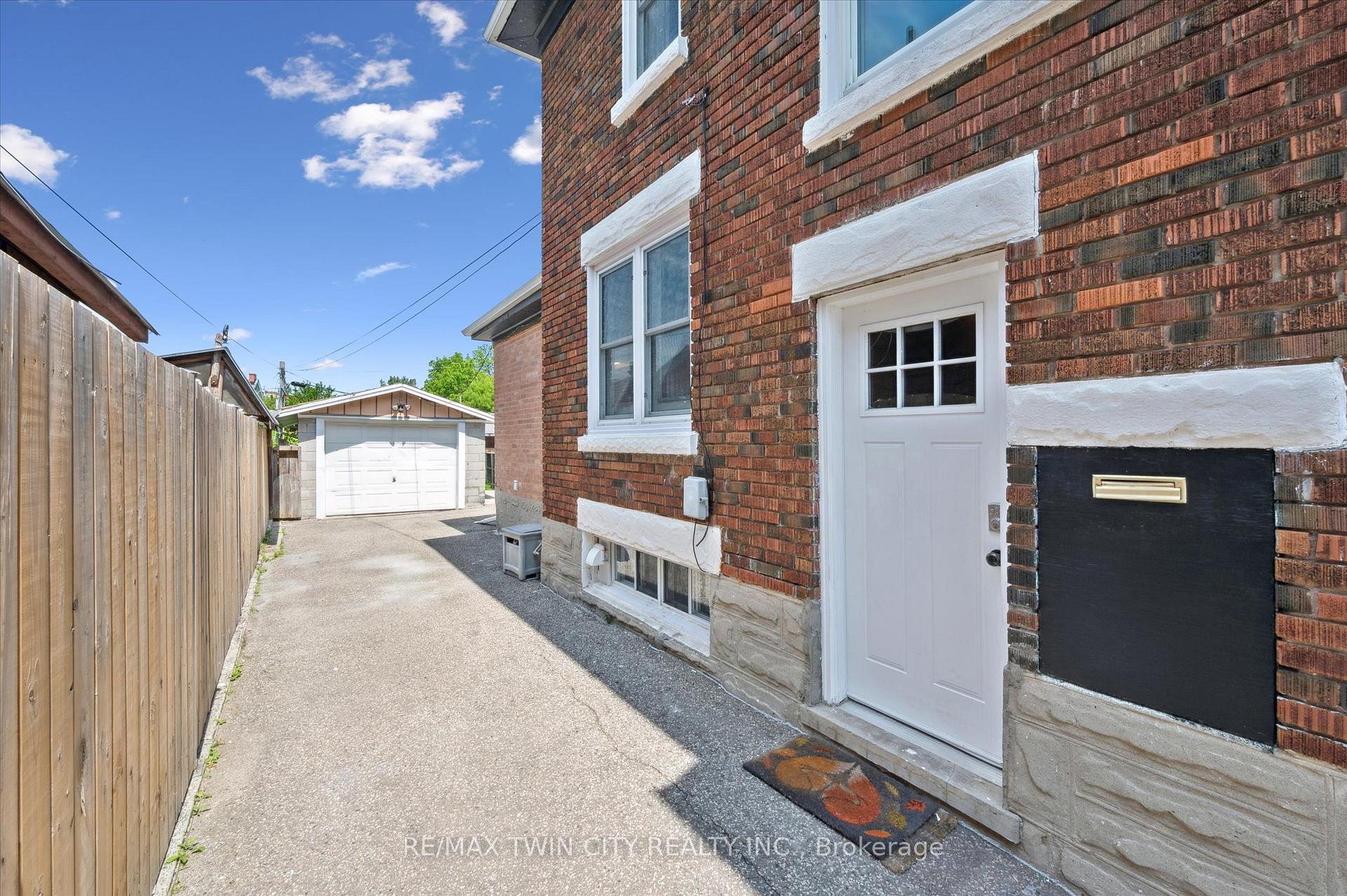 Photo 32 of 66 Cherry Street, Kitchener — HOMEH