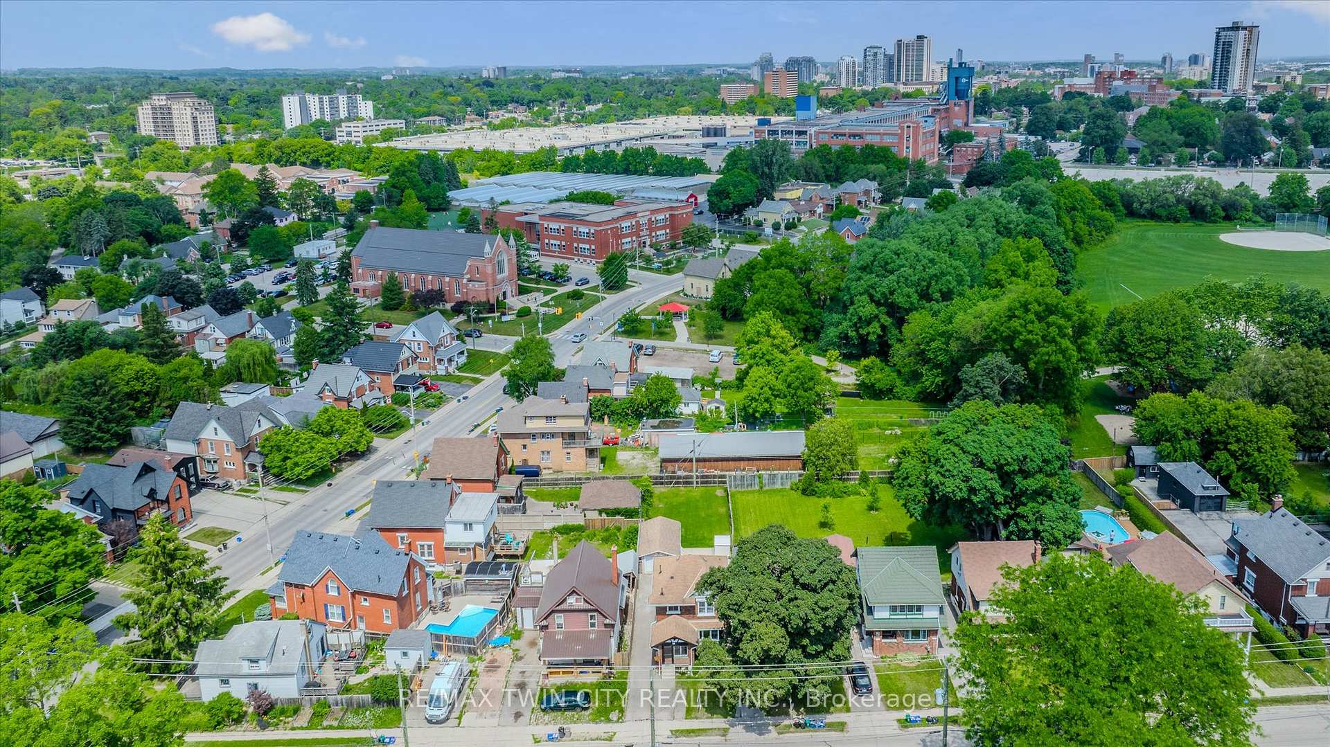 Photo 39 of 66 Cherry Street, Kitchener — HOMEH