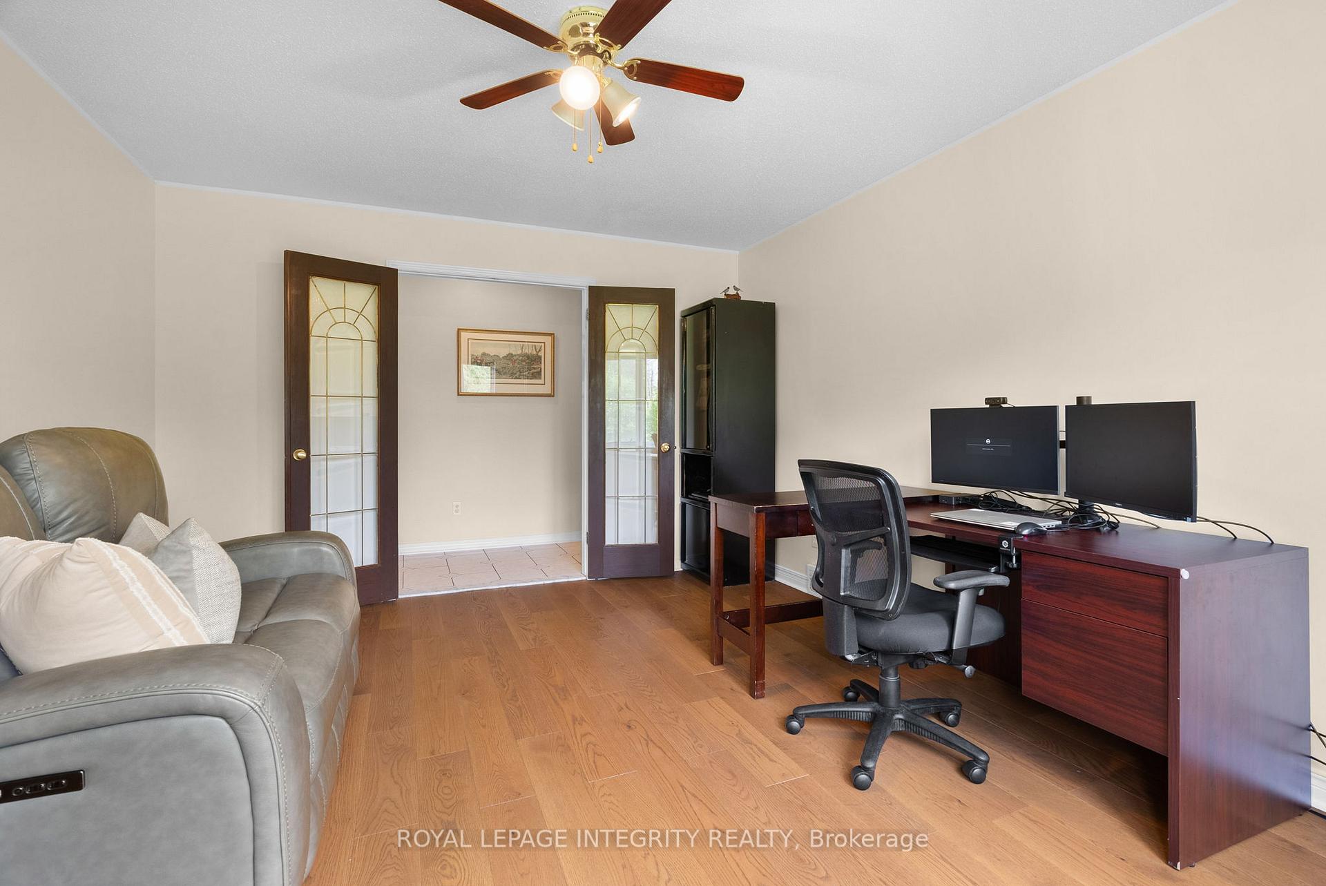 Photo 21 of 22 Marchbrook Circle, Ottawa, Kanata - Rural Kanata (Central) — HOMEH