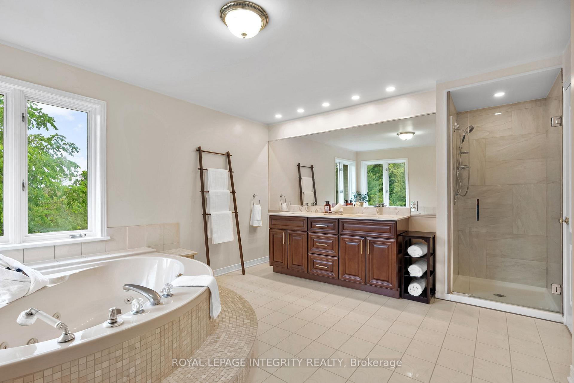 Photo 26 of 22 Marchbrook Circle, Ottawa, Kanata - Rural Kanata (Central) — HOMEH