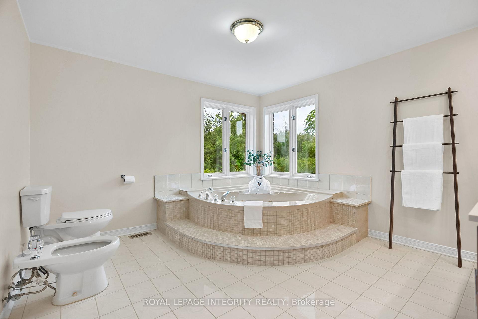 Photo 27 of 22 Marchbrook Circle, Ottawa, Kanata - Rural Kanata (Central) — HOMEH