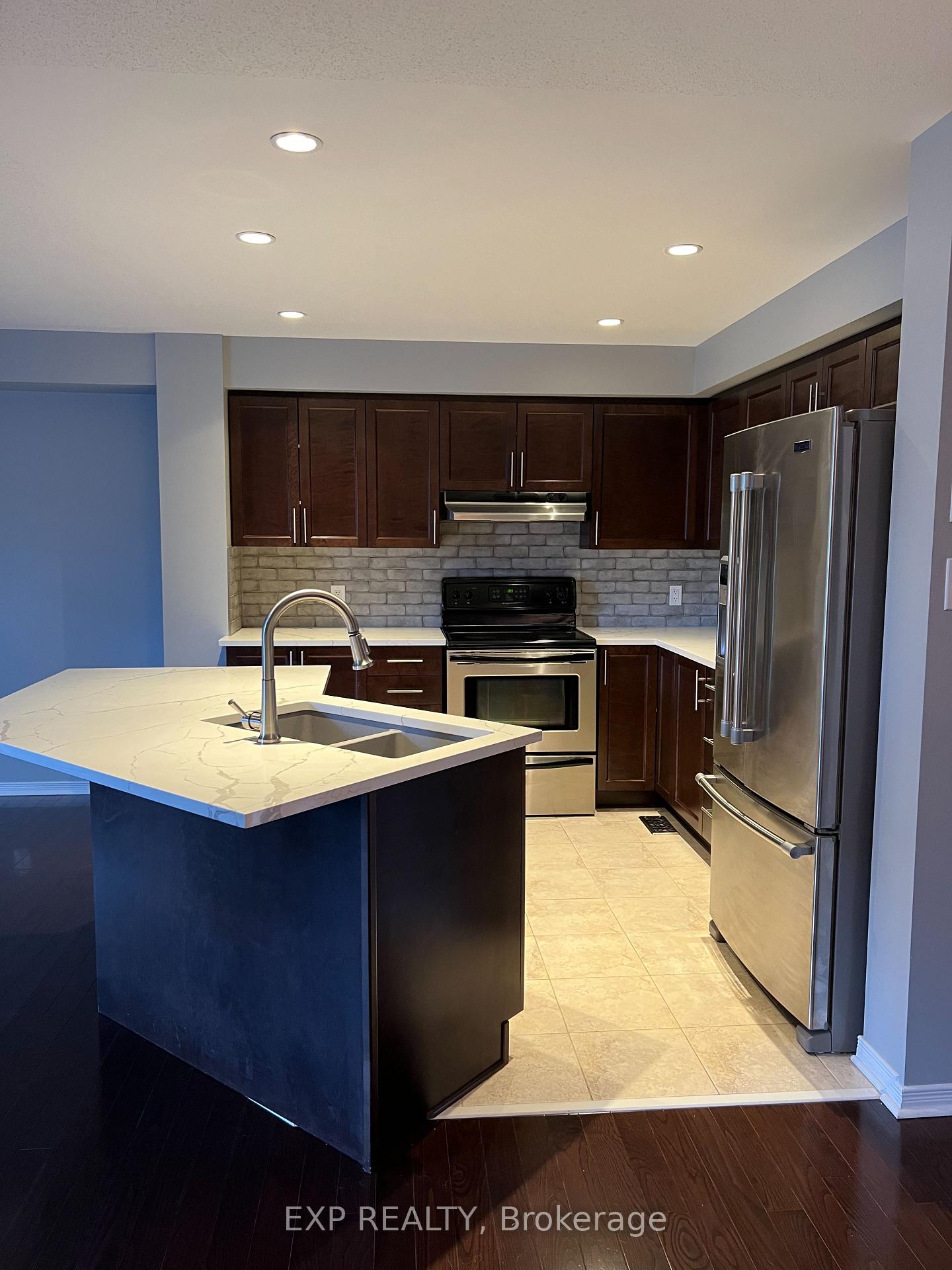 Photo 8 of 528 Fordell Avenue, Ottawa, Kanata - Morgan's Grant/South March — HOMEH