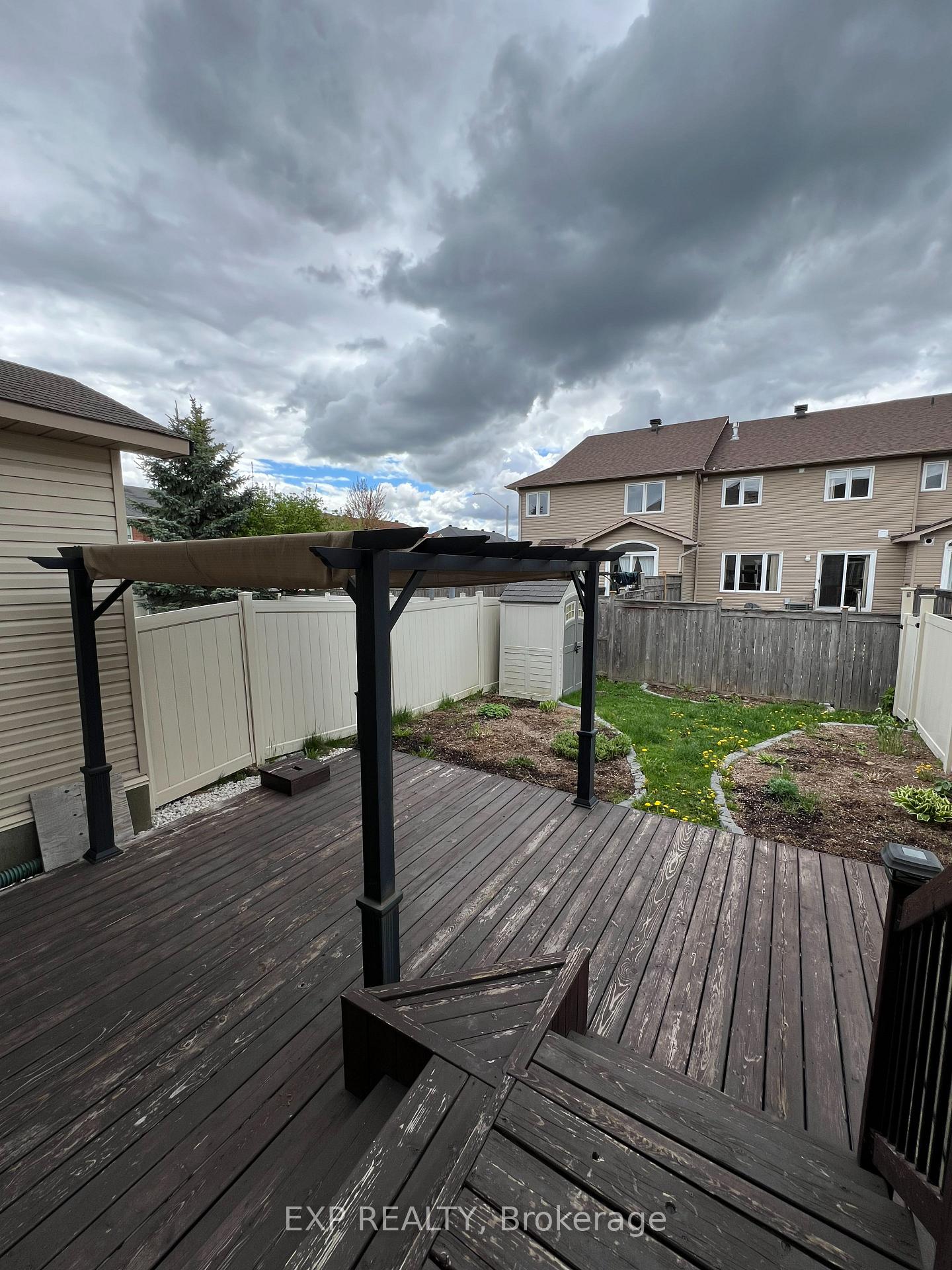 Photo 13 of 528 Fordell Avenue, Ottawa, Kanata - Morgan's Grant/South March — HOMEH
