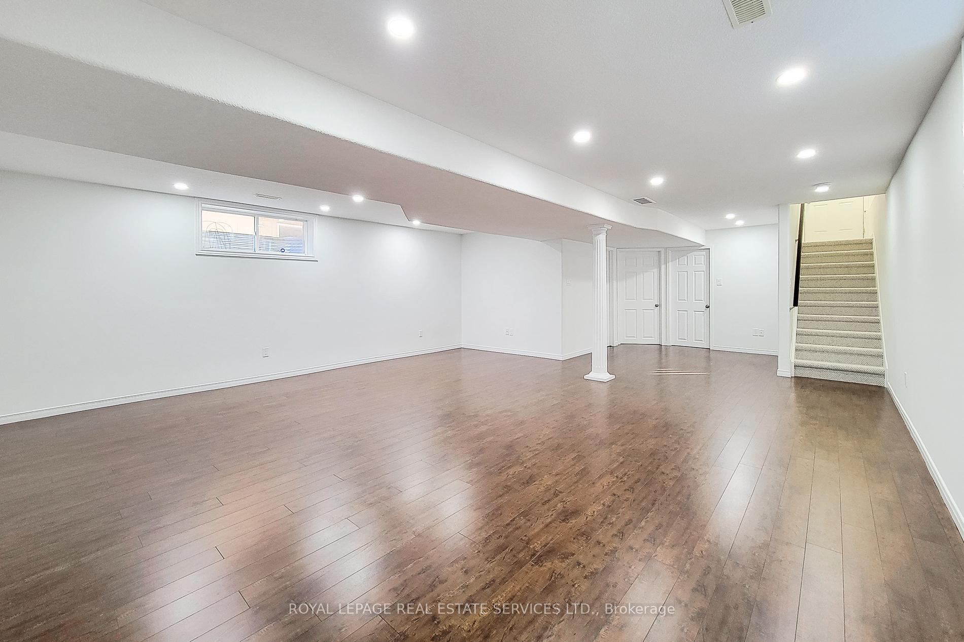 Photo 26 of 381 Parkvale Drive, Kitchener, Huron Park — HOMEH