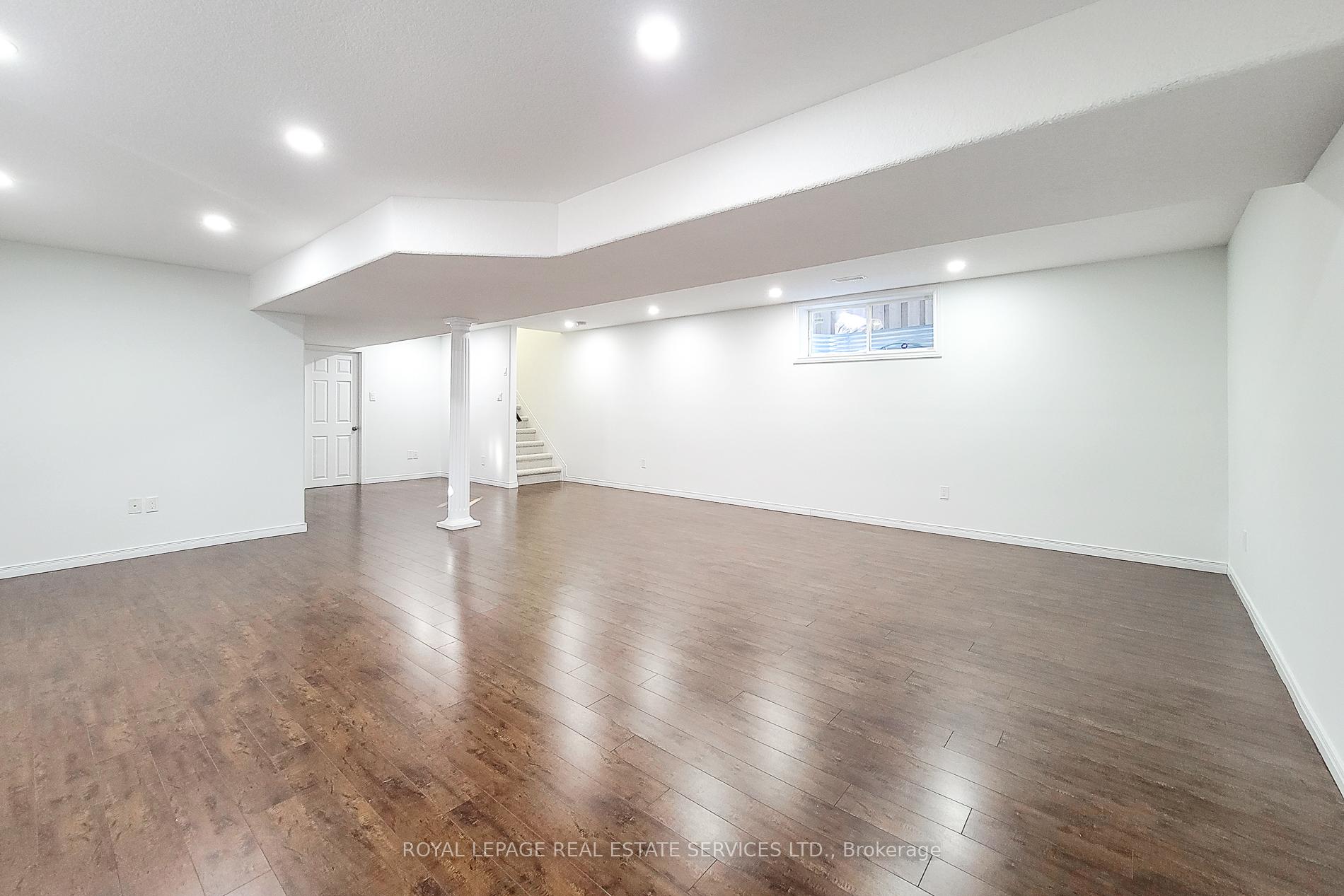 Photo 27 of 381 Parkvale Drive, Kitchener, Huron Park — HOMEH