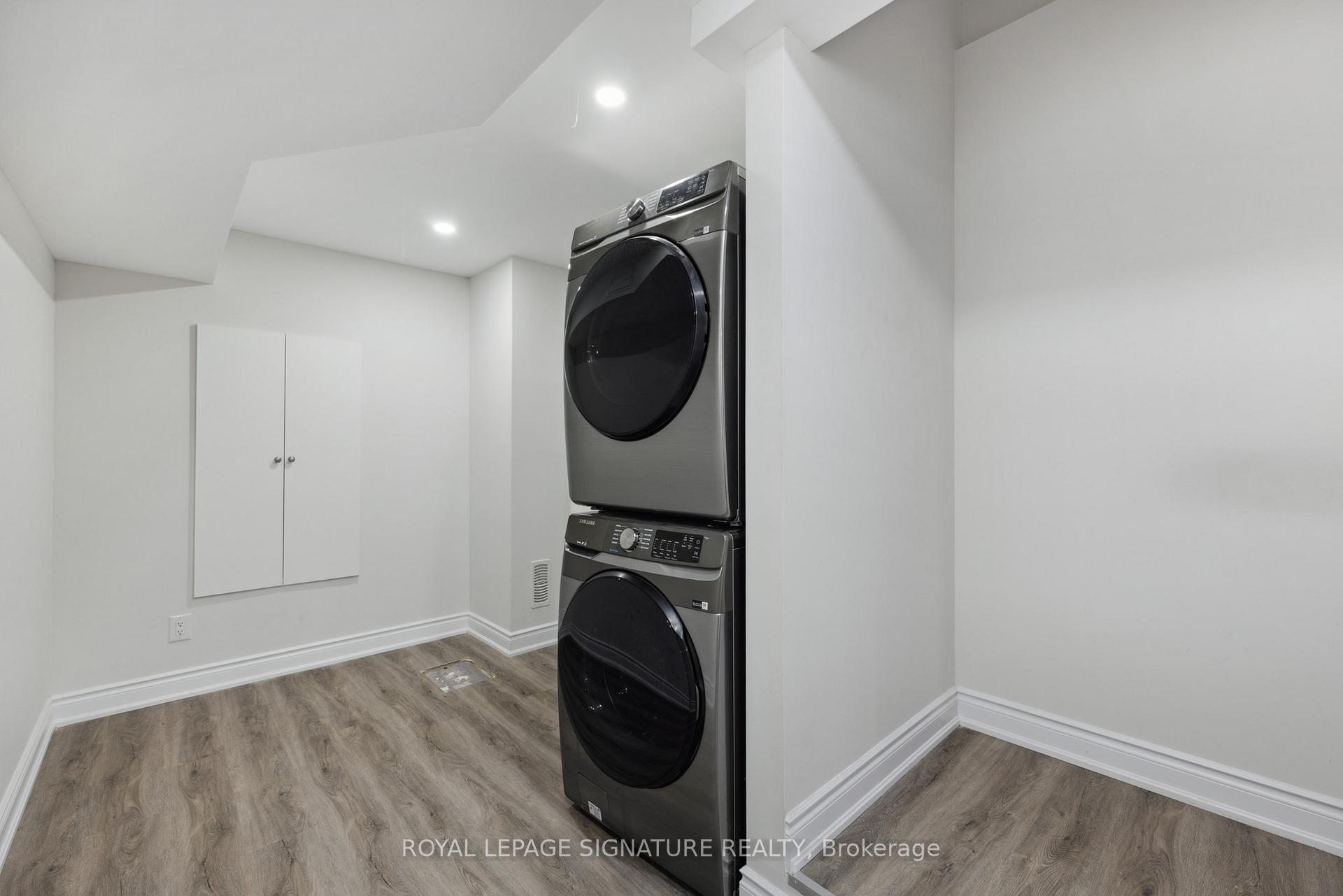 Photo 15 of 135 Ian Ormston Drive, Kitchener — HOMEH