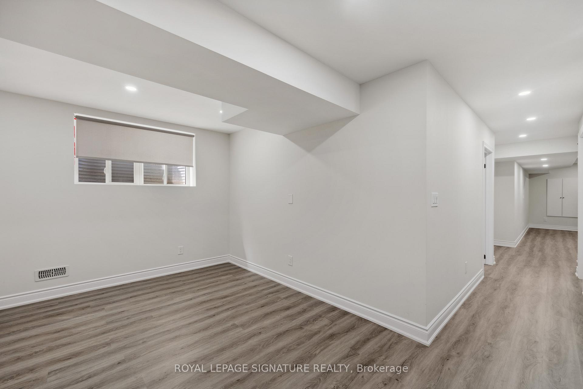 Photo 23 of 135 Ian Ormston Drive, Kitchener — HOMEH