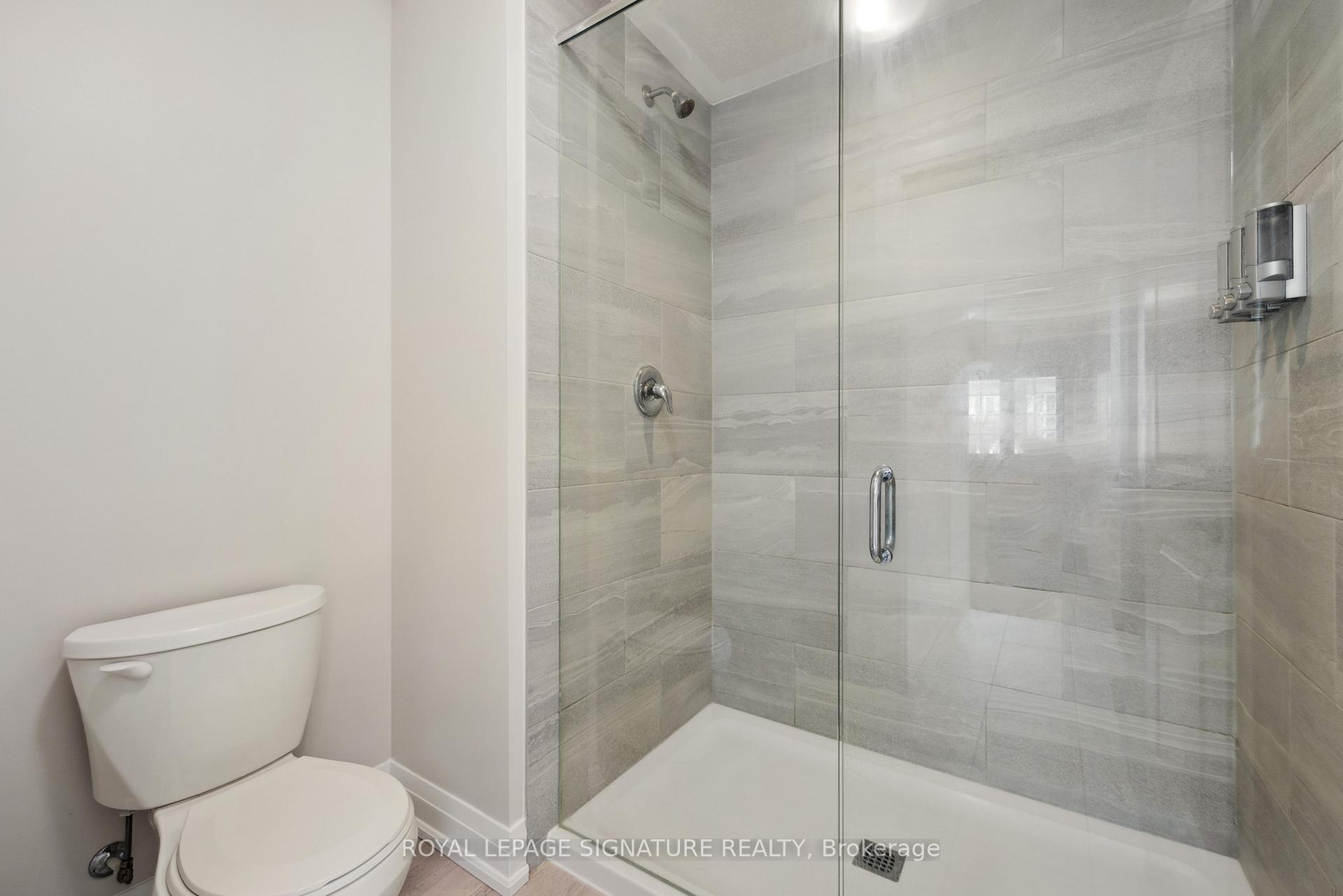 Photo 31 of 135 Ian Ormston Drive, Kitchener — HOMEH