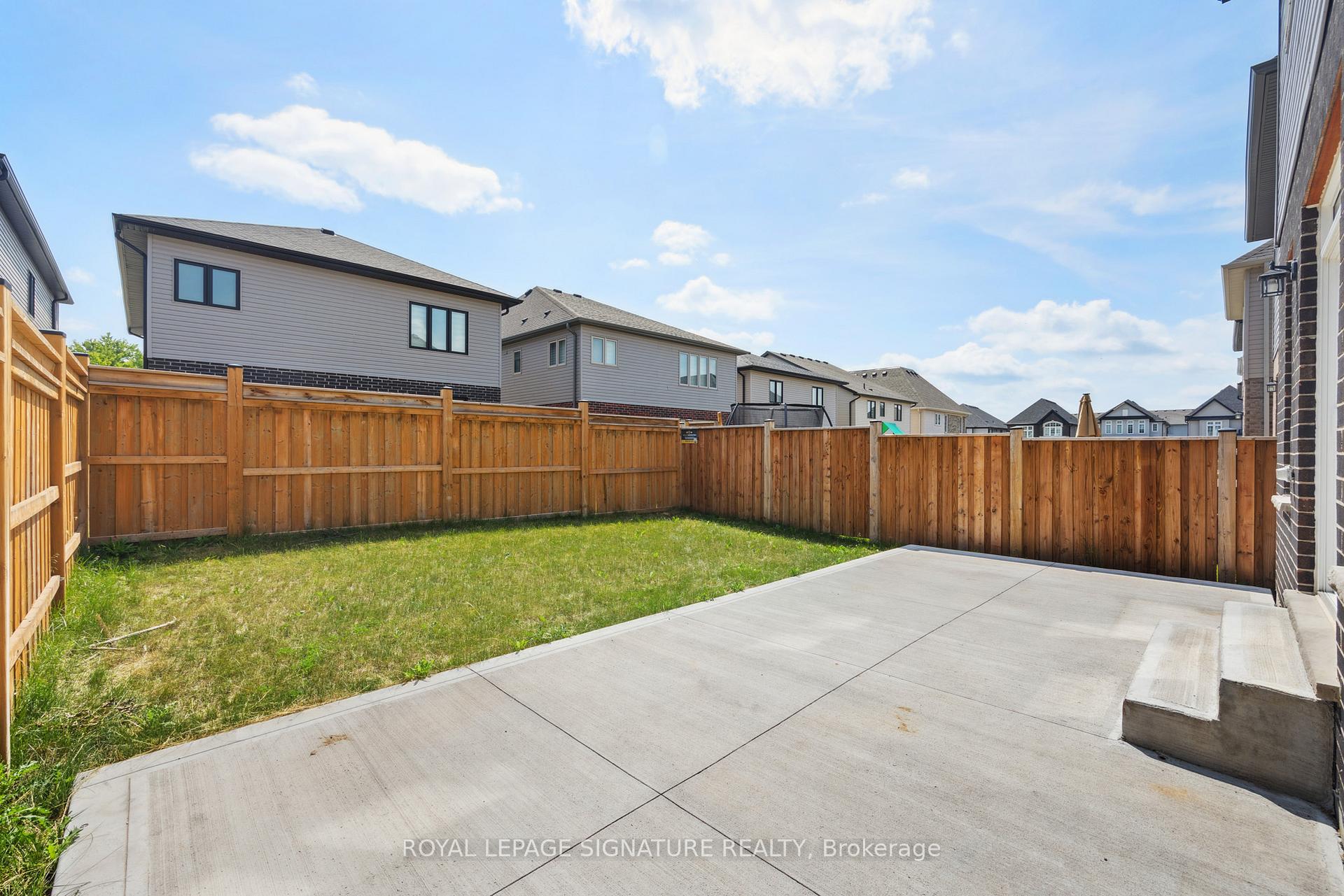 Photo 45 of 135 Ian Ormston Drive, Kitchener — HOMEH