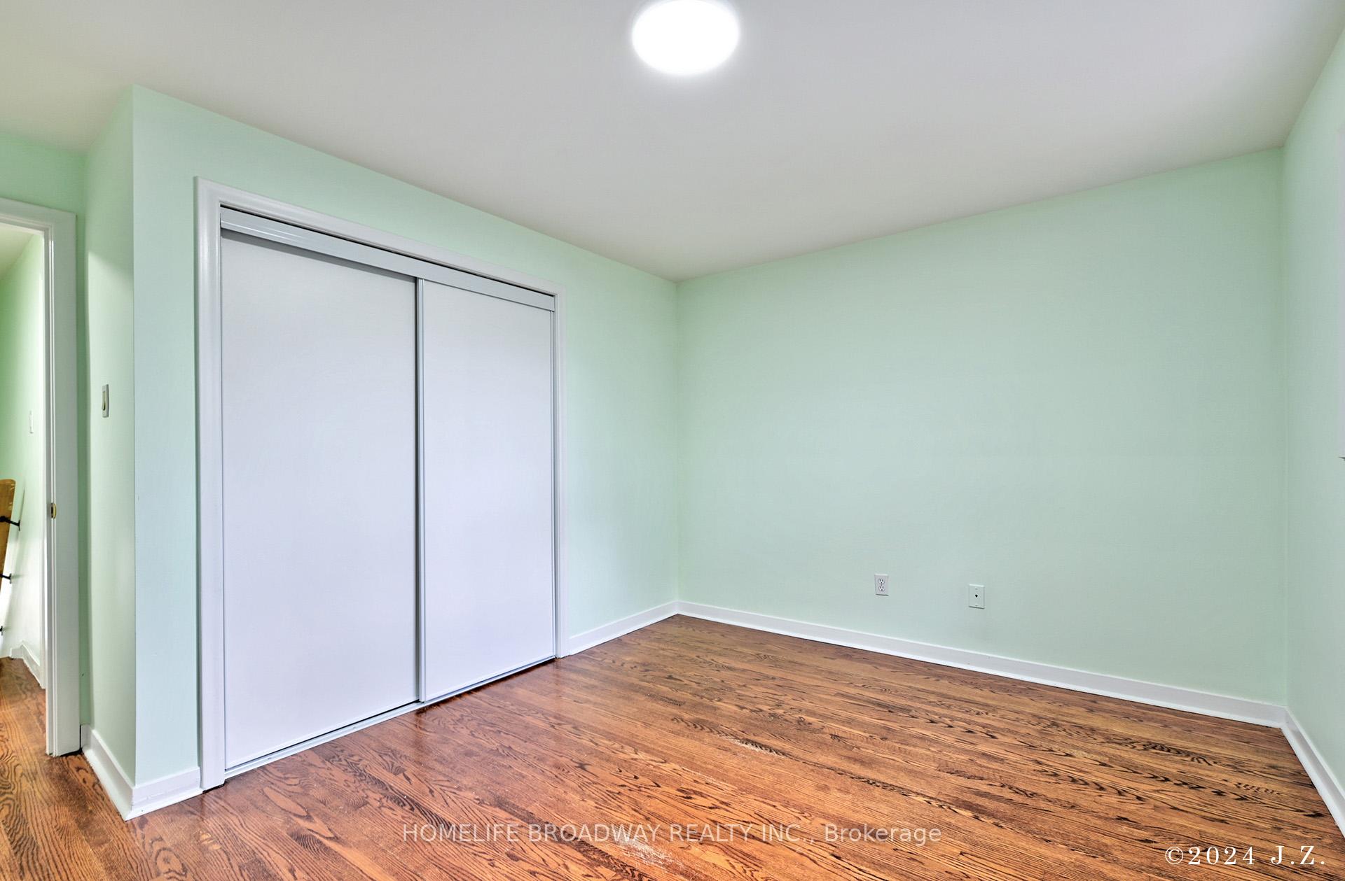 Photo 12 of 42 Sciberras Road, Markham, Unionville — HOMEH