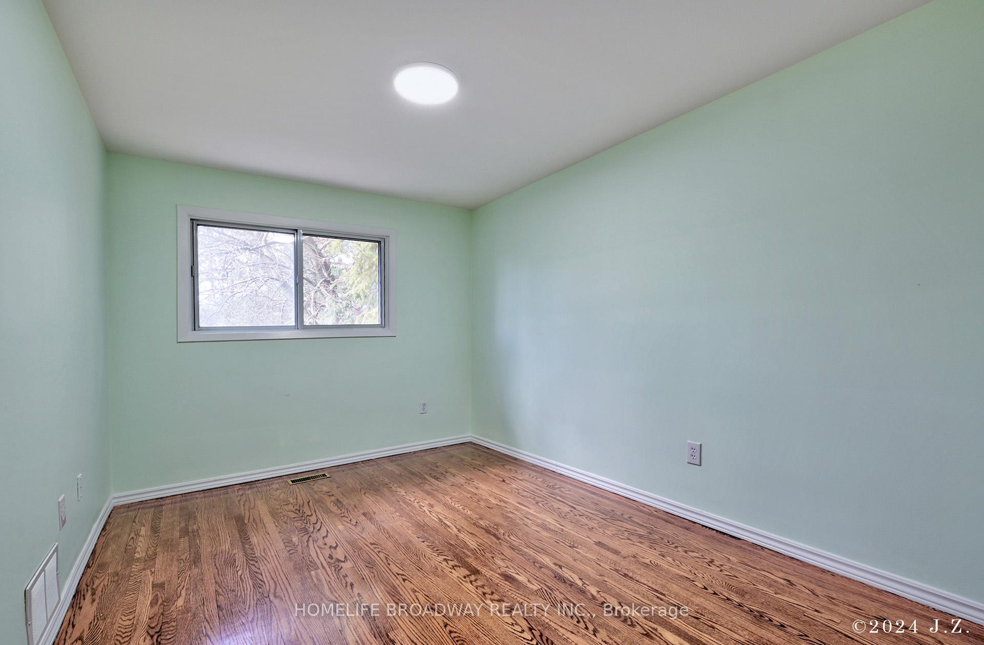 Photo 13 of 42 Sciberras Road, Markham, Unionville — HOMEH