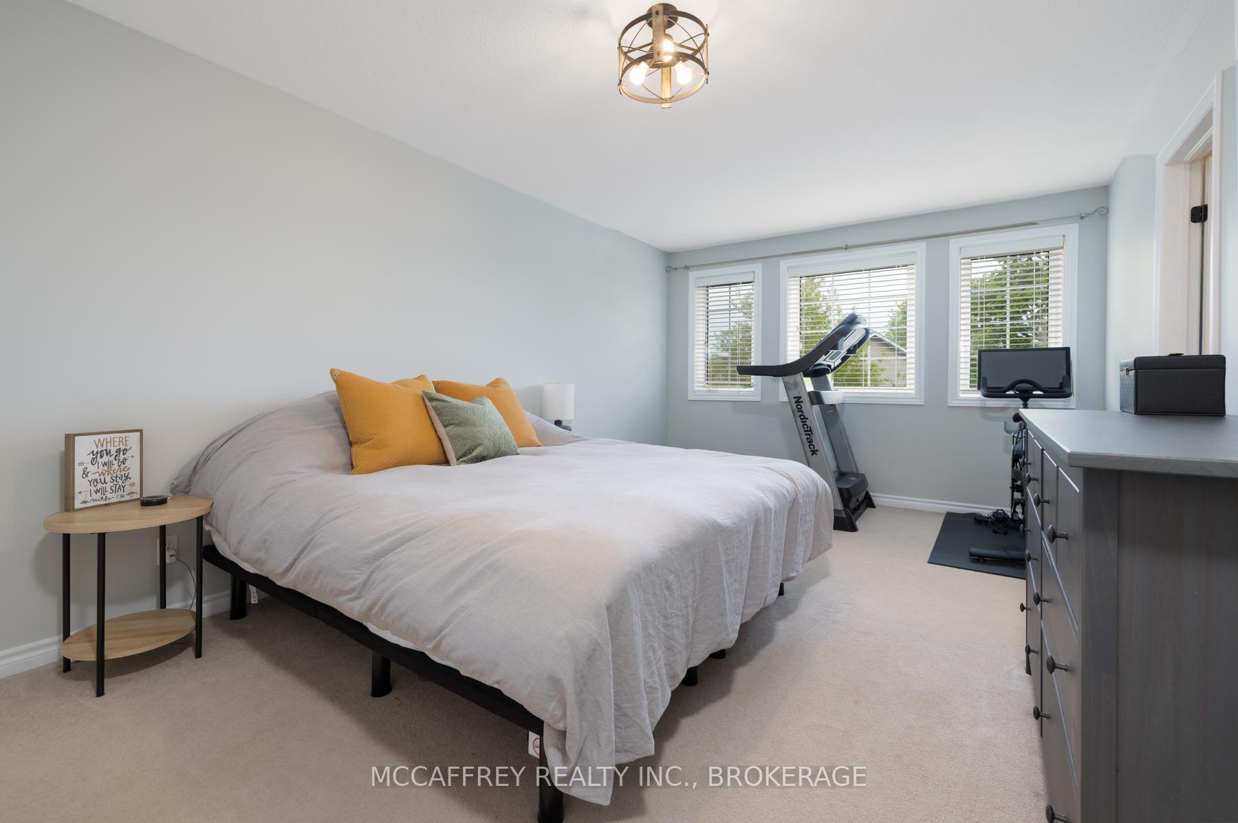 Photo 19 of 81 Schooner Drive, Kingston, Kingston East (Incl Barret Crt) — HOMEH