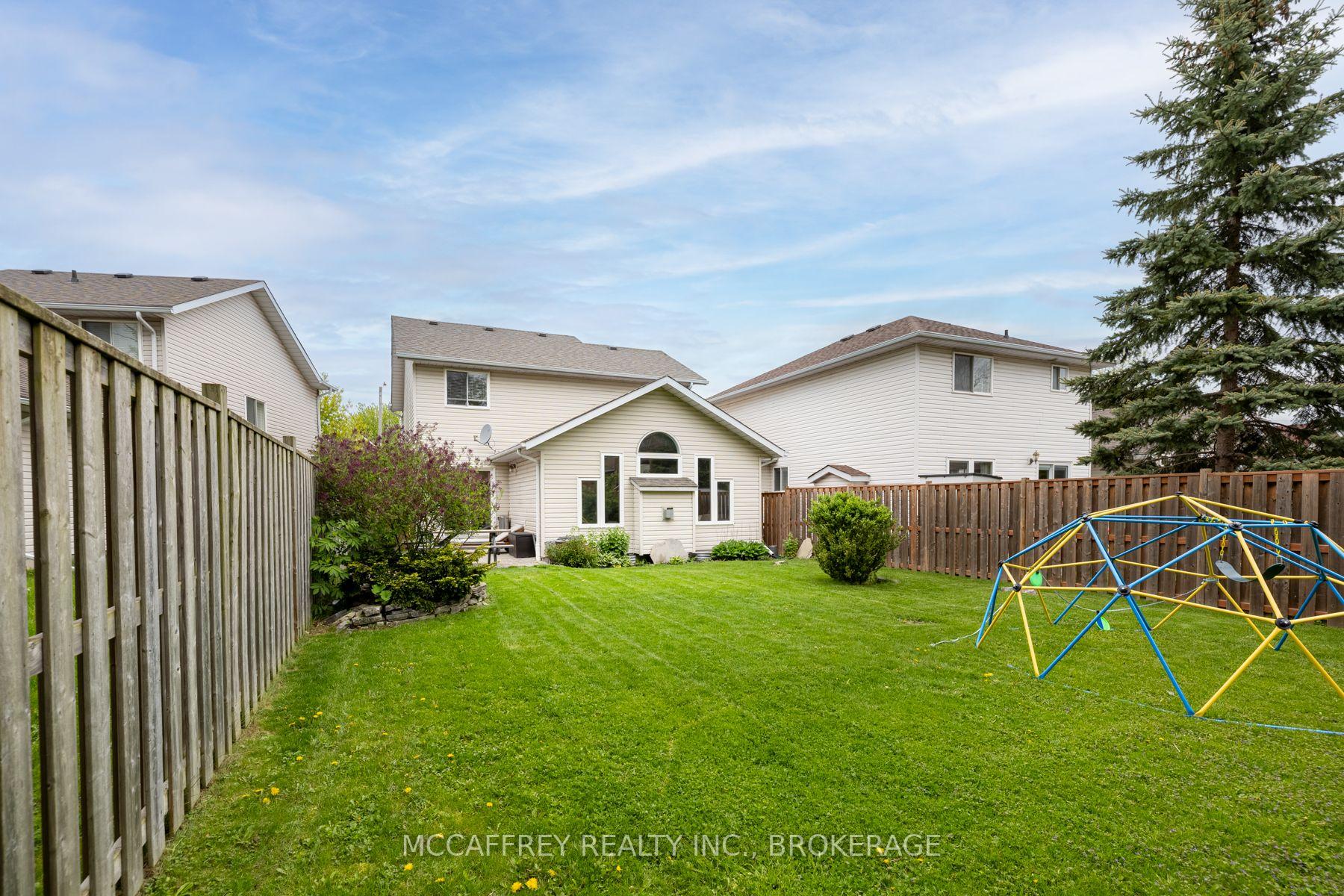 Photo 30 of 81 Schooner Drive, Kingston, Kingston East (Incl Barret Crt) — HOMEH