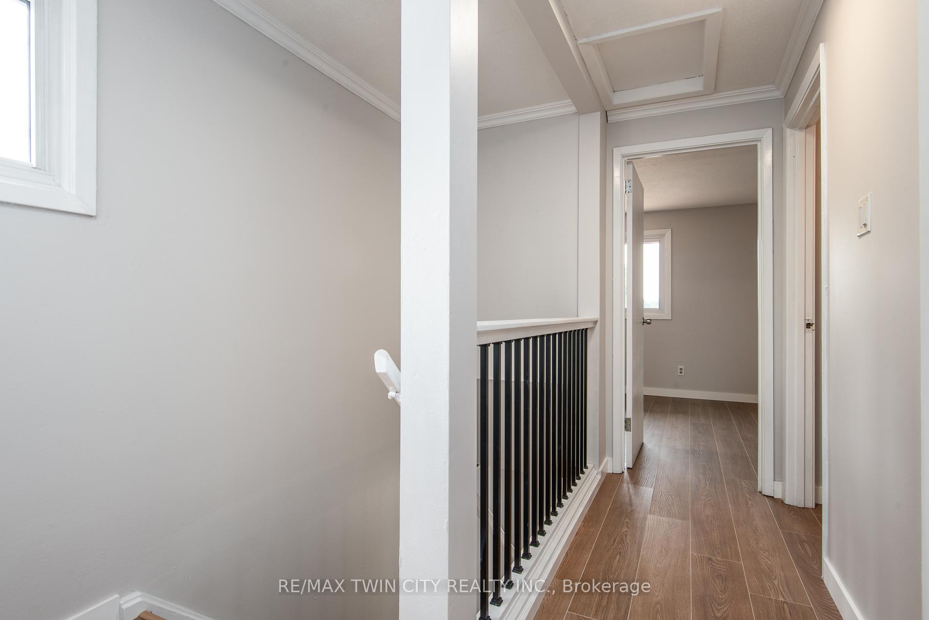 Photo 23 of 23 Roberts Crescent, Kitchener — HOMEH
