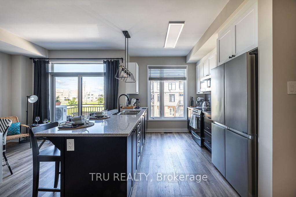 Photo 7 of 110 Visor Private, Ottawa, Kanata - Emerald Meadows/Trailwest — HOMEH