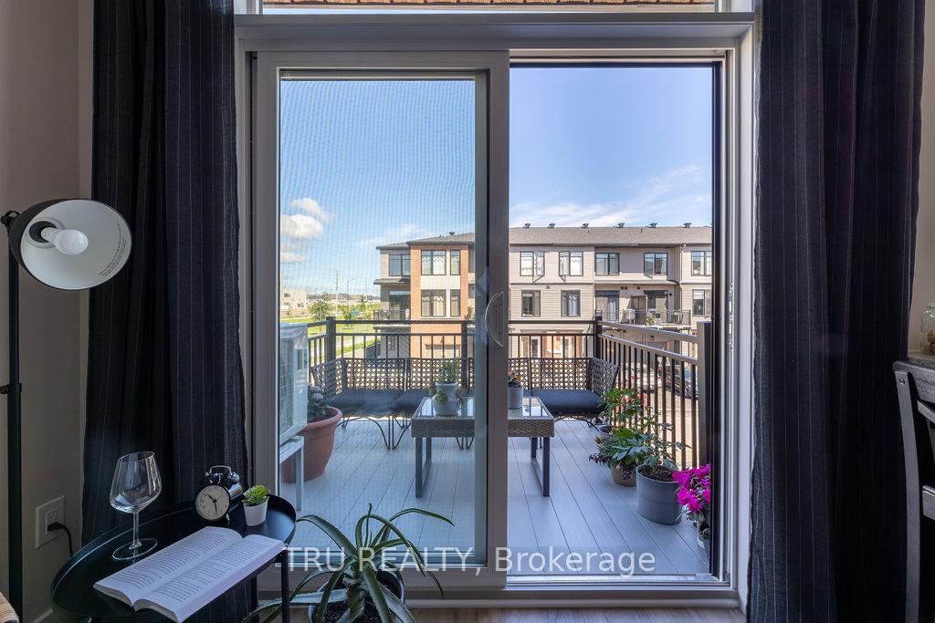 Photo 10 of 110 Visor Private, Ottawa, Kanata - Emerald Meadows/Trailwest — HOMEH