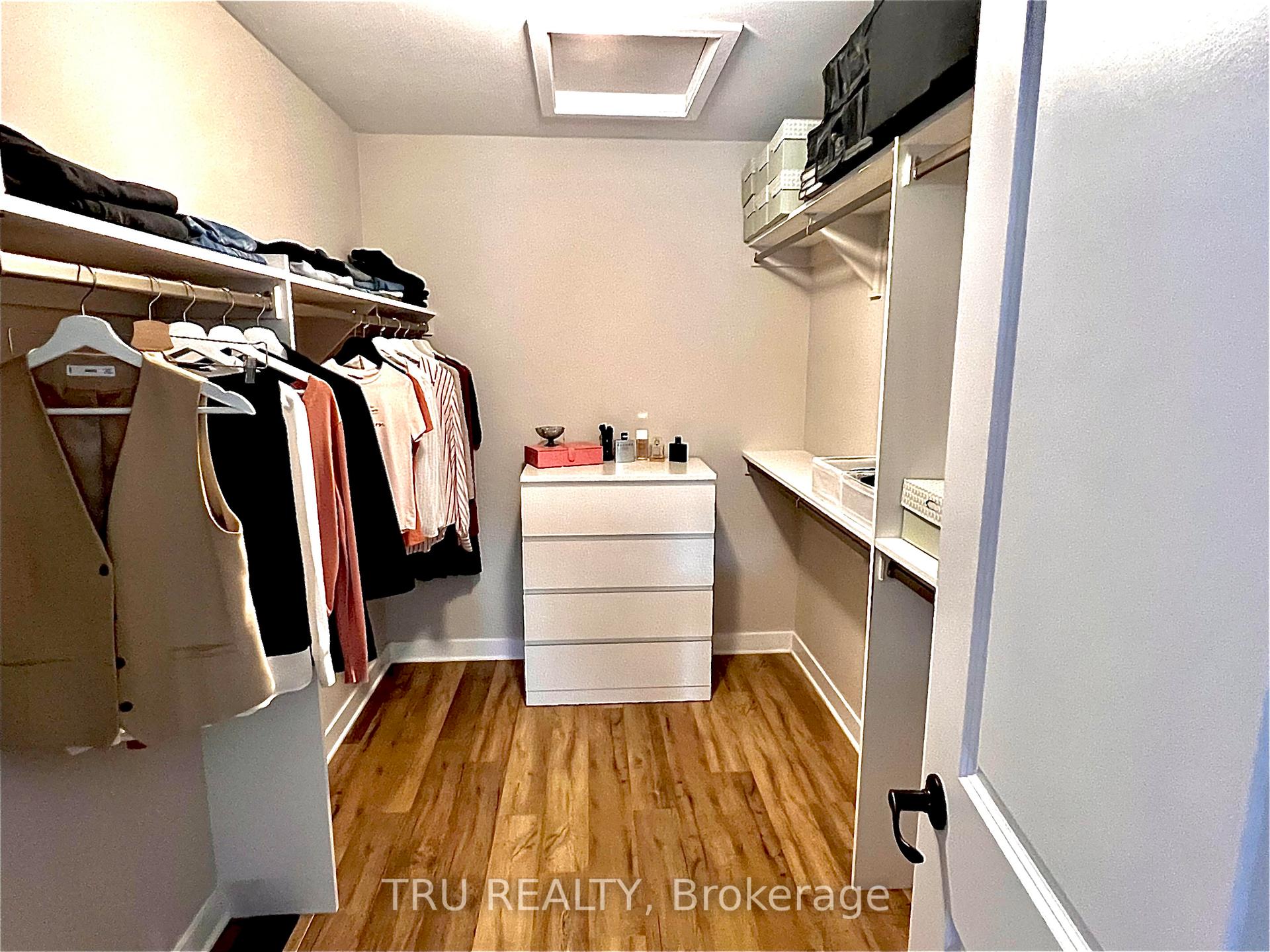 Photo 18 of 110 Visor Private, Ottawa, Kanata - Emerald Meadows/Trailwest — HOMEH