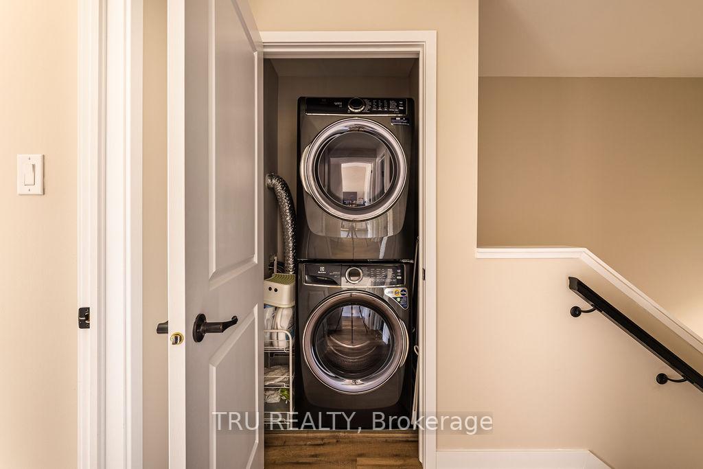 Photo 22 of 110 Visor Private, Ottawa, Kanata - Emerald Meadows/Trailwest — HOMEH