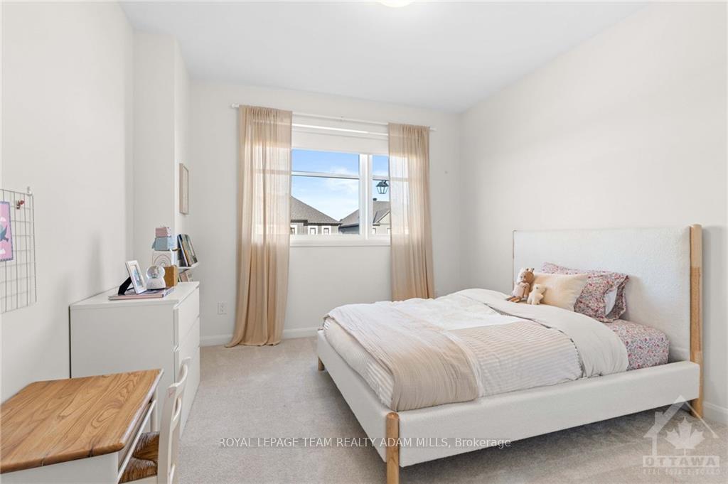 Photo 2 of 30 Conch Way, Ottawa, Mahogany Community — HOMEH
