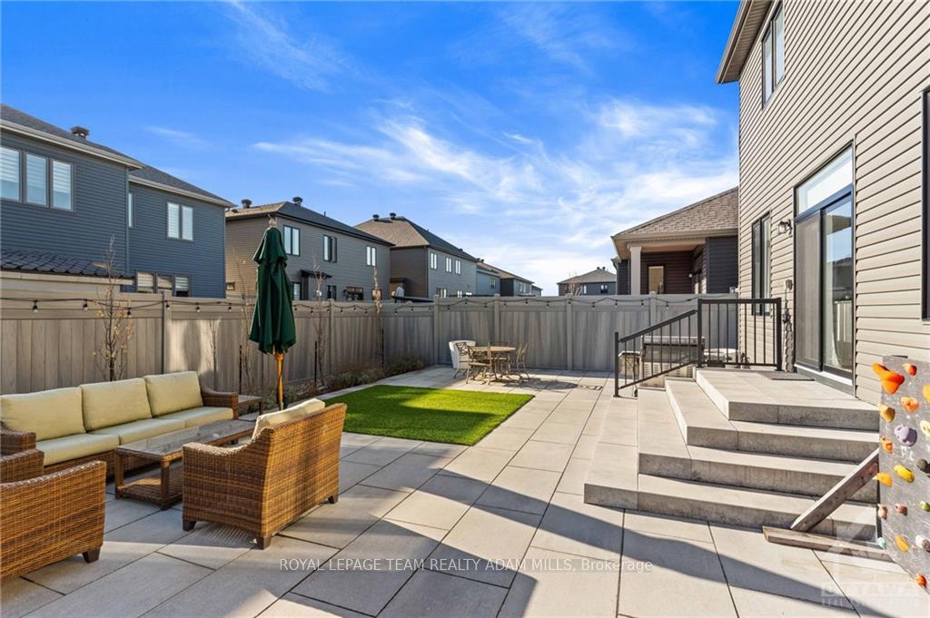 Photo 11 of 30 Conch Way, Ottawa, Mahogany Community — HOMEH