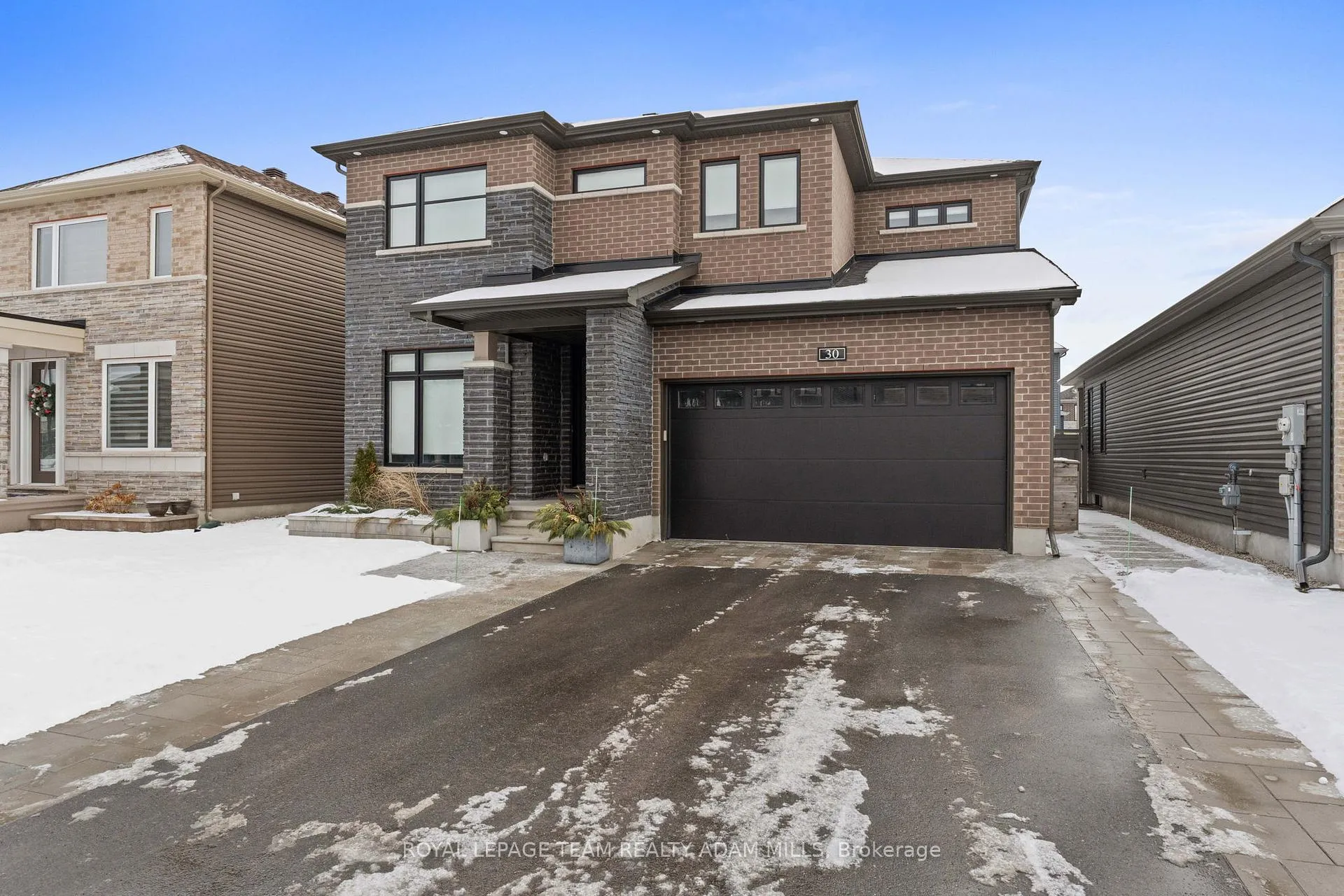 Photo 14 of 30 Conch Way, Ottawa, Mahogany Community — HOMEH