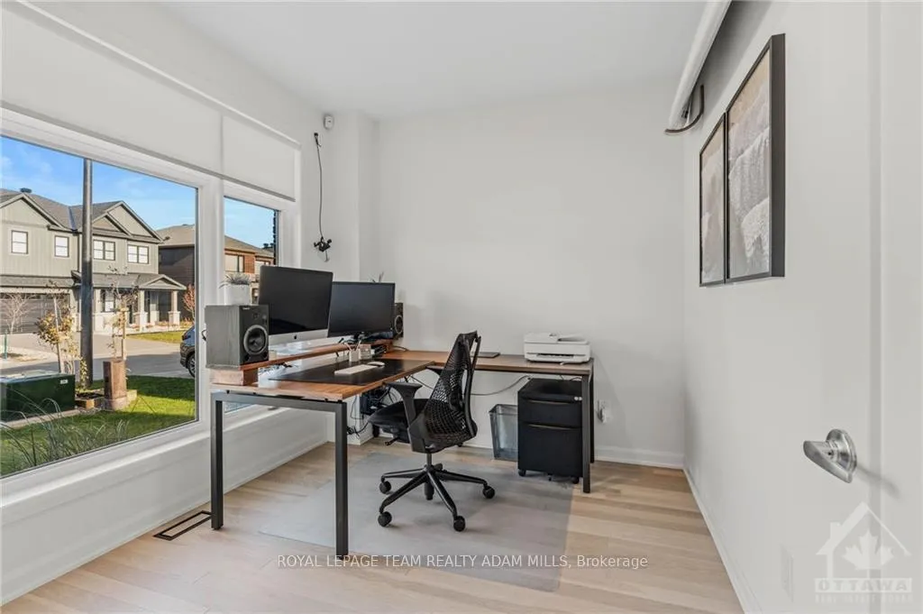 Photo 19 of 30 Conch Way, Ottawa, Mahogany Community — HOMEH
