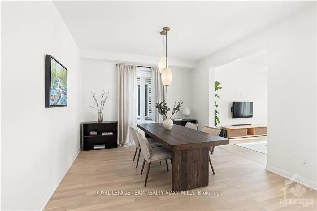 Photo 20 of 30 Conch Way, Ottawa, Mahogany Community — HOMEH
