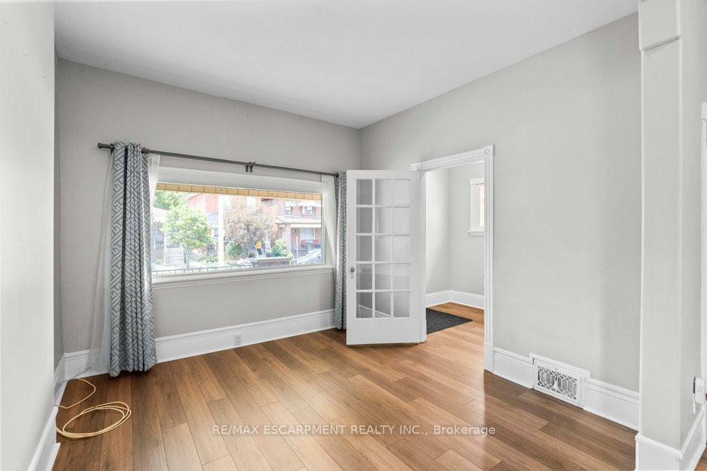 Photo 11 of 69 Lorne Avenue, Hamilton, Blakeley — HOMEH