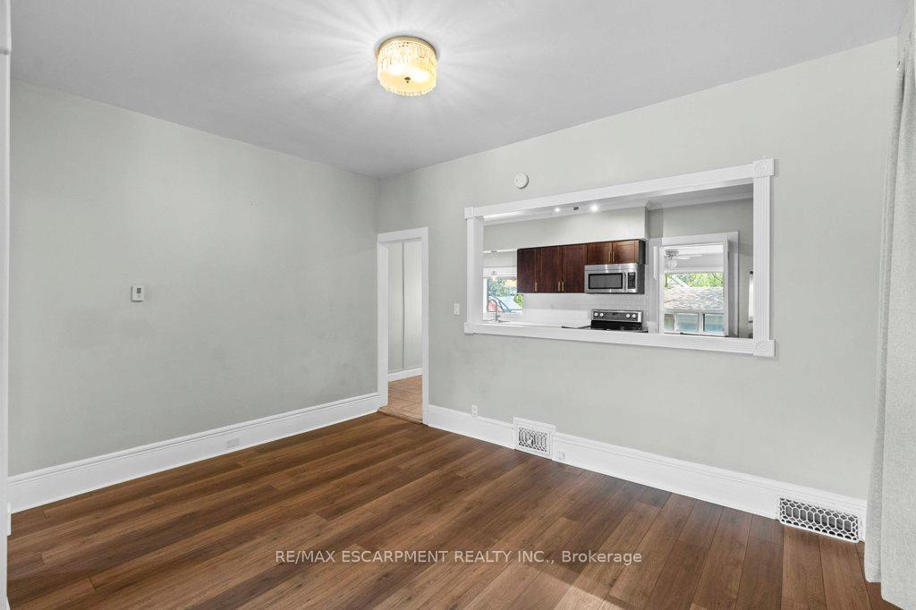 Photo 12 of 69 Lorne Avenue, Hamilton, Blakeley — HOMEH