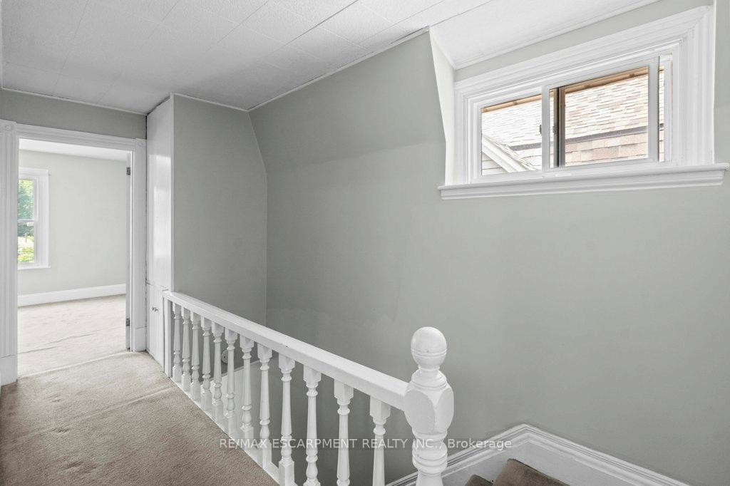 Photo 24 of 69 Lorne Avenue, Hamilton, Blakeley — HOMEH