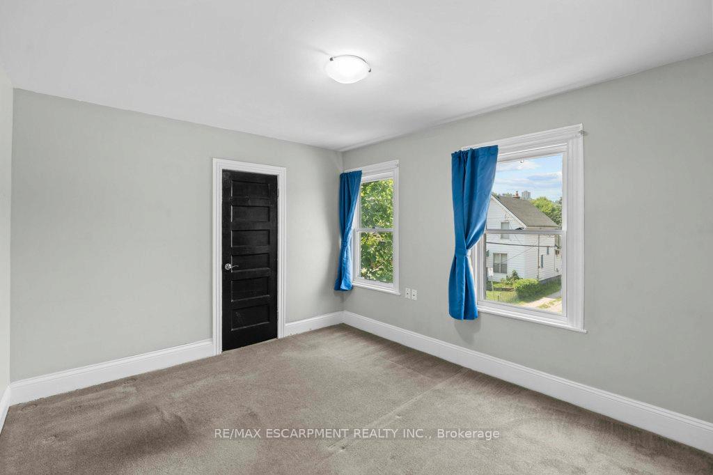 Photo 26 of 69 Lorne Avenue, Hamilton, Blakeley — HOMEH