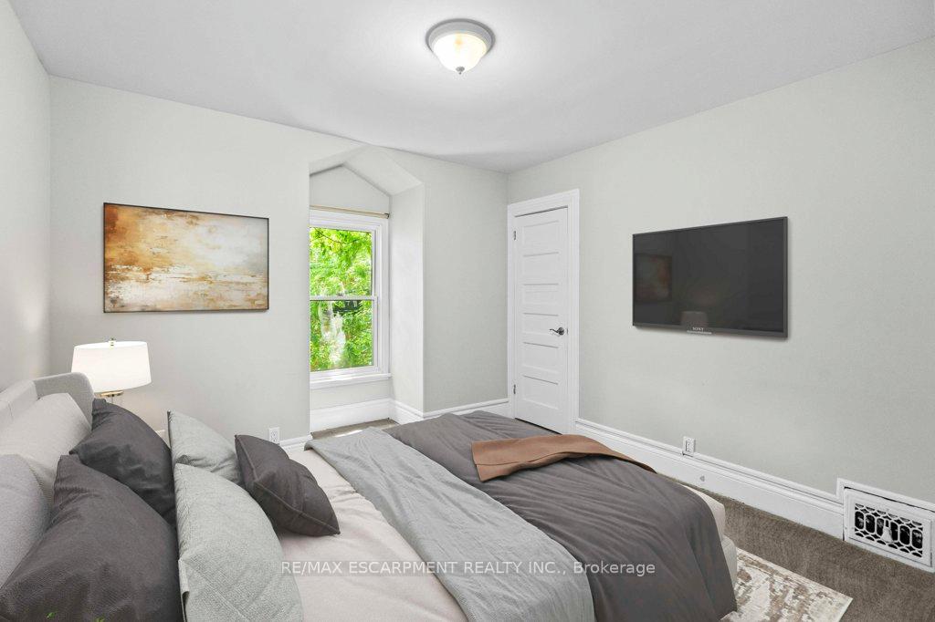 Photo 28 of 69 Lorne Avenue, Hamilton, Blakeley — HOMEH