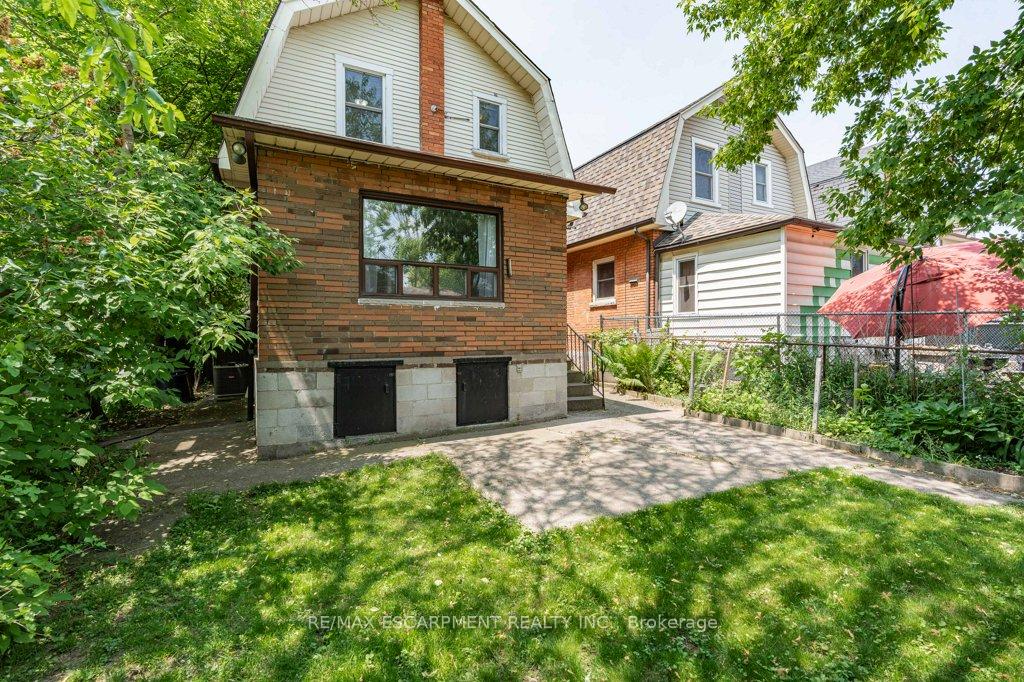 Photo 38 of 69 Lorne Avenue, Hamilton, Blakeley — HOMEH