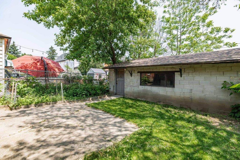 Photo 39 of 69 Lorne Avenue, Hamilton, Blakeley — HOMEH