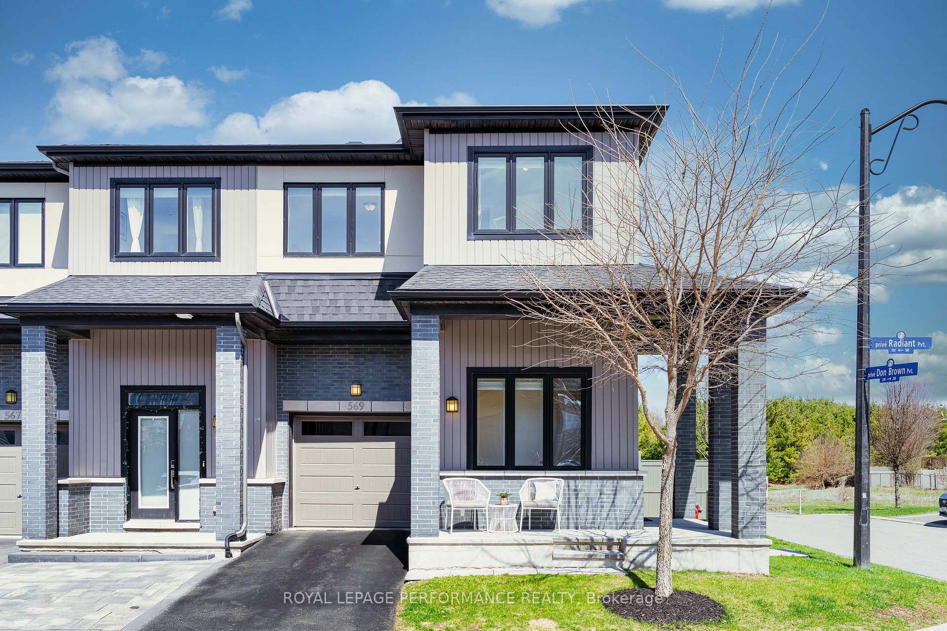 Photo 1 of 569 Radiant Private, Ottawa, Kanata - Emerald Meadows/Trailwest — HOMEH